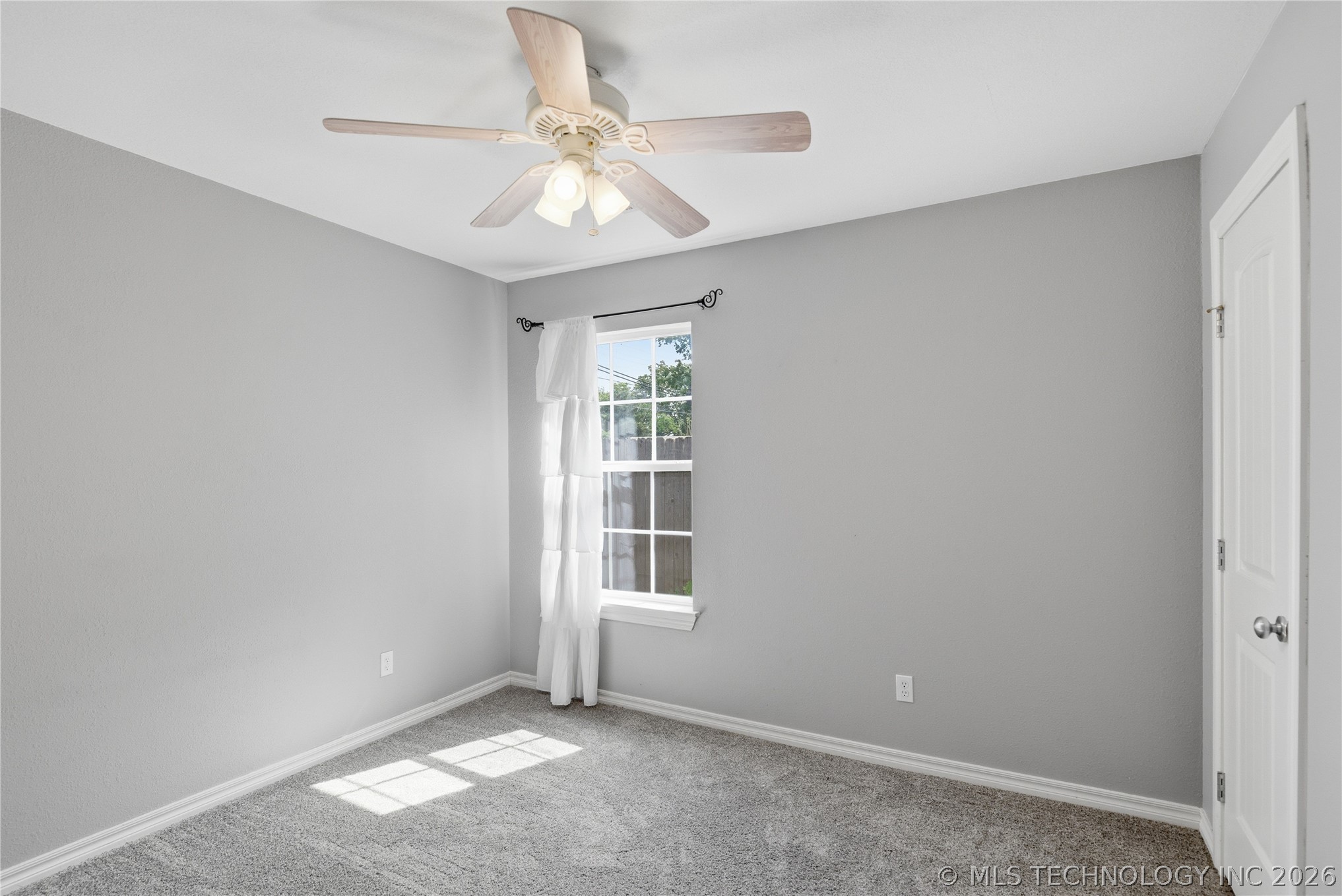 409 E Pine Street Skiatook OK 74070