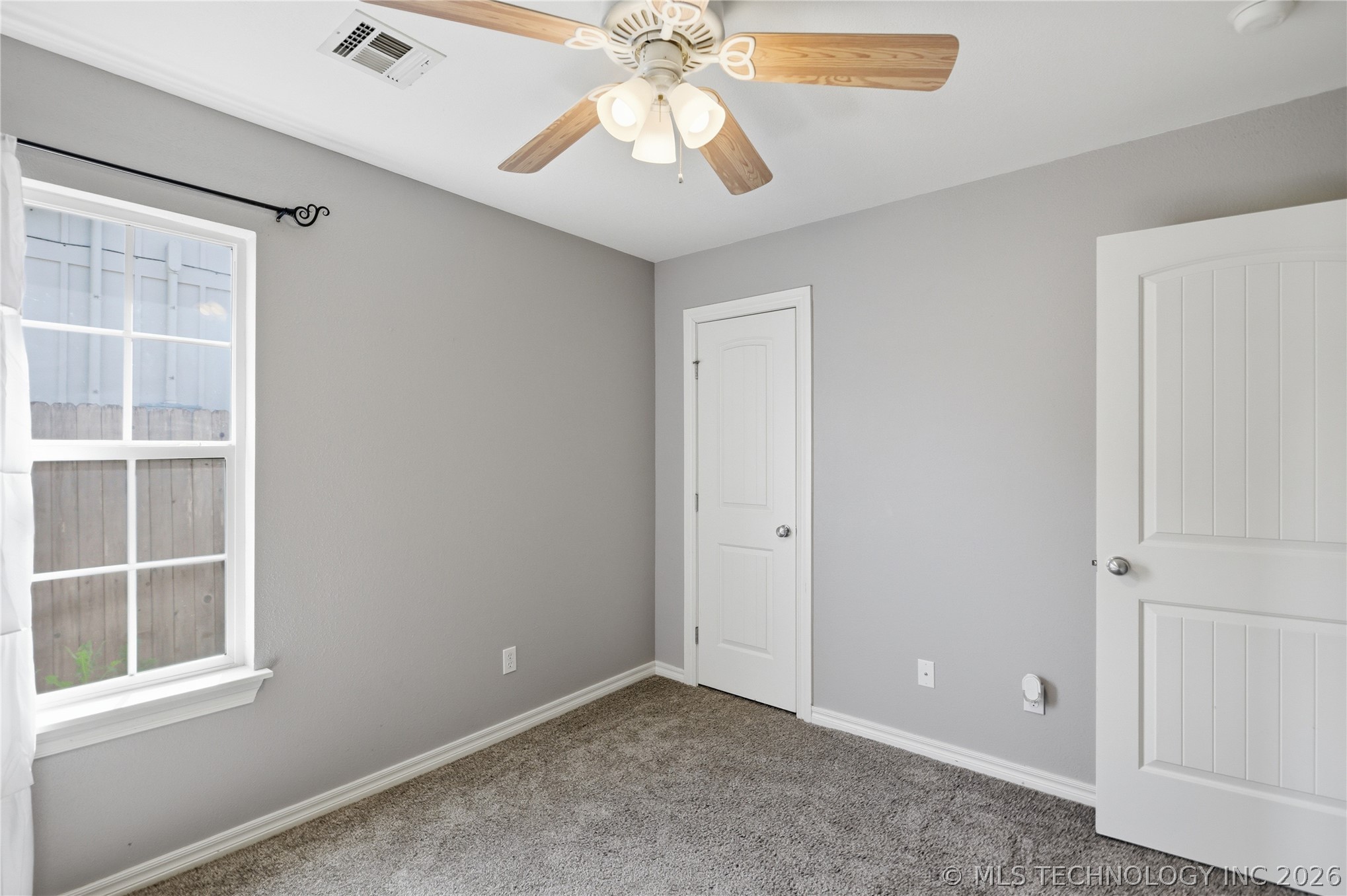 409 E Pine Street Skiatook OK 74070