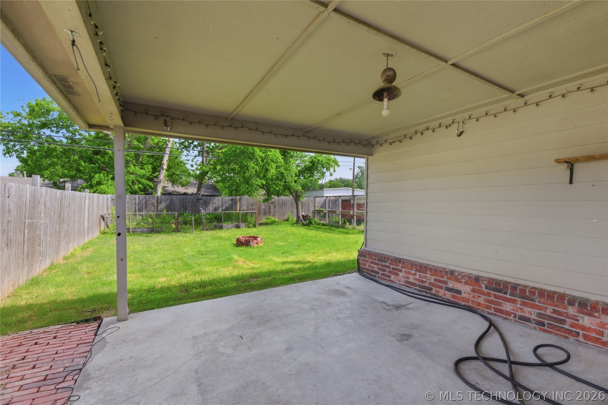 409 E Pine Street Skiatook OK 74070