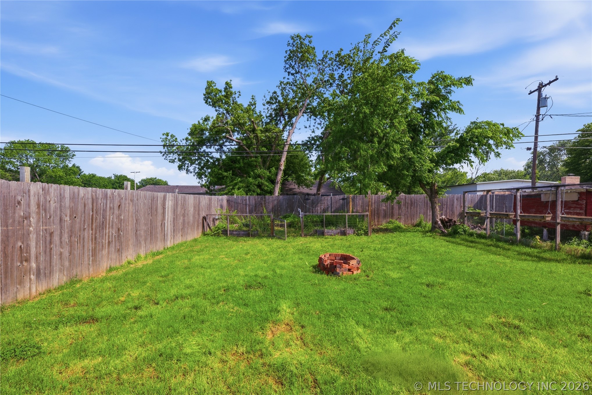 409 E Pine Street Skiatook OK 74070