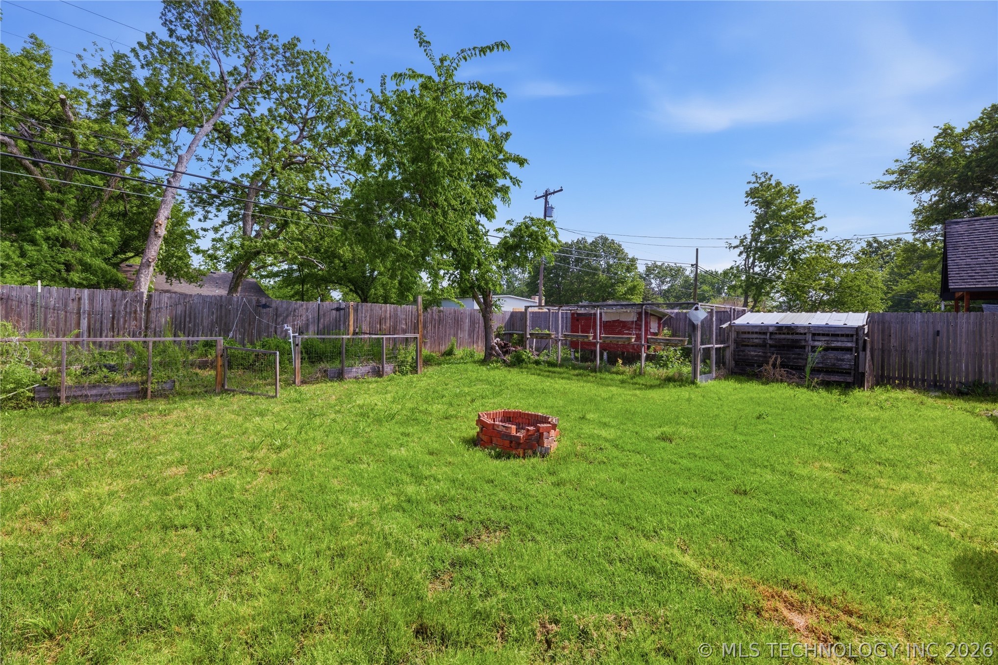 409 E Pine Street Skiatook OK 74070