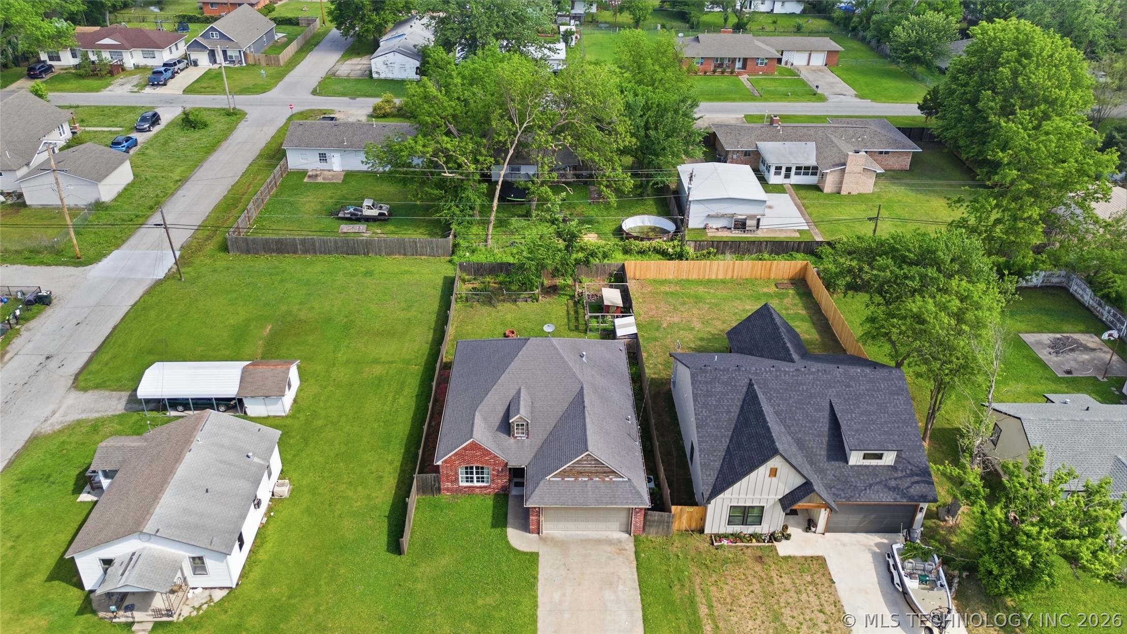 409 E Pine Street Skiatook OK 74070