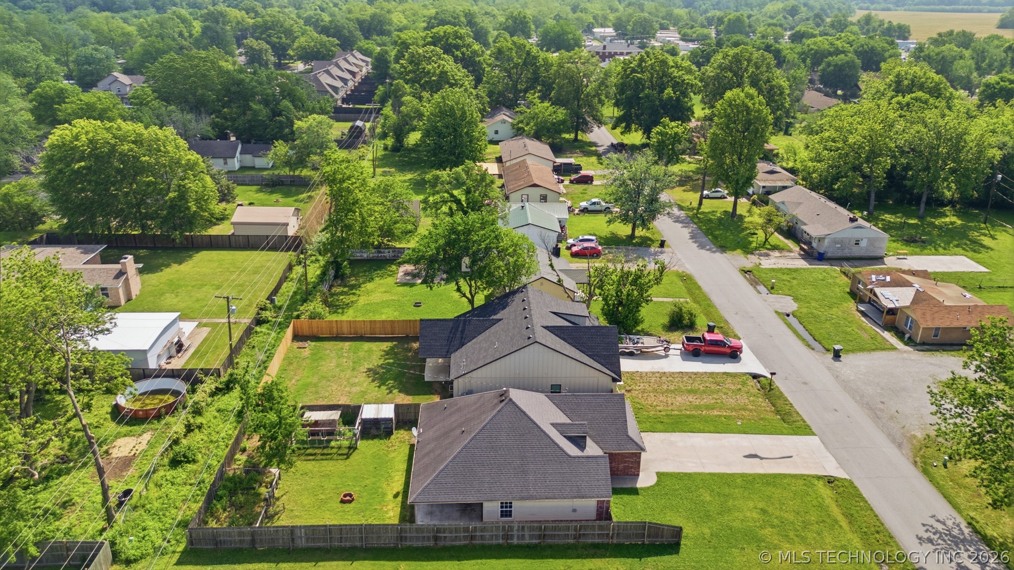 409 E Pine Street Skiatook OK 74070