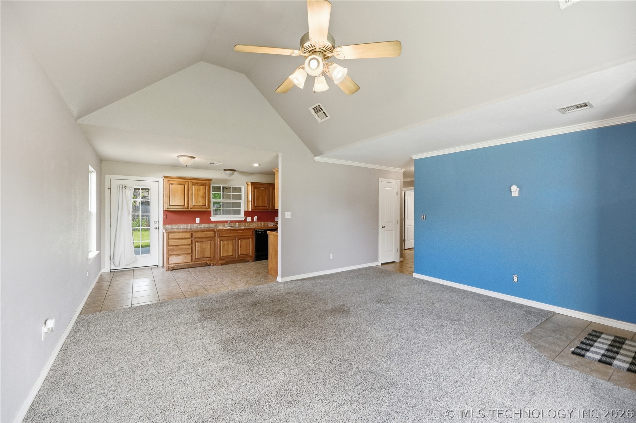 409 E Pine Street Skiatook OK 74070