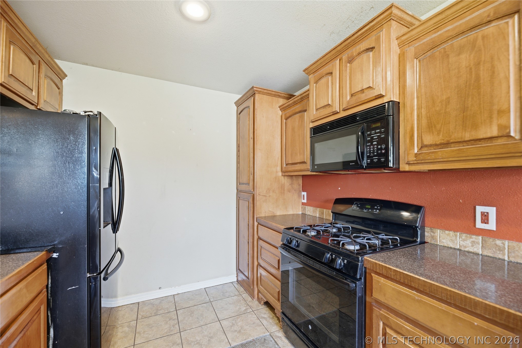 409 E Pine Street Skiatook OK 74070