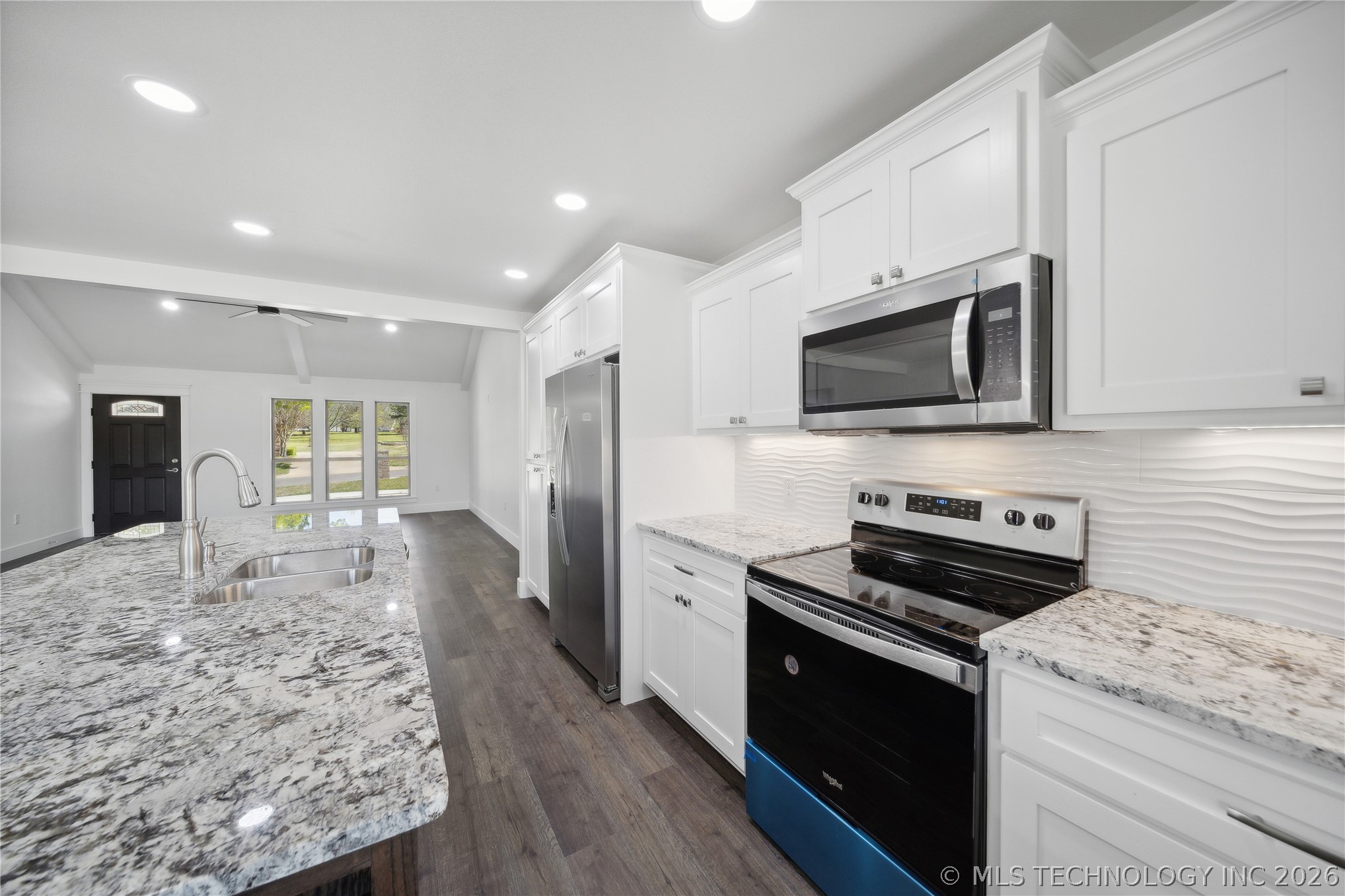 17990 W Grandview Road Tahlequah OK 74464