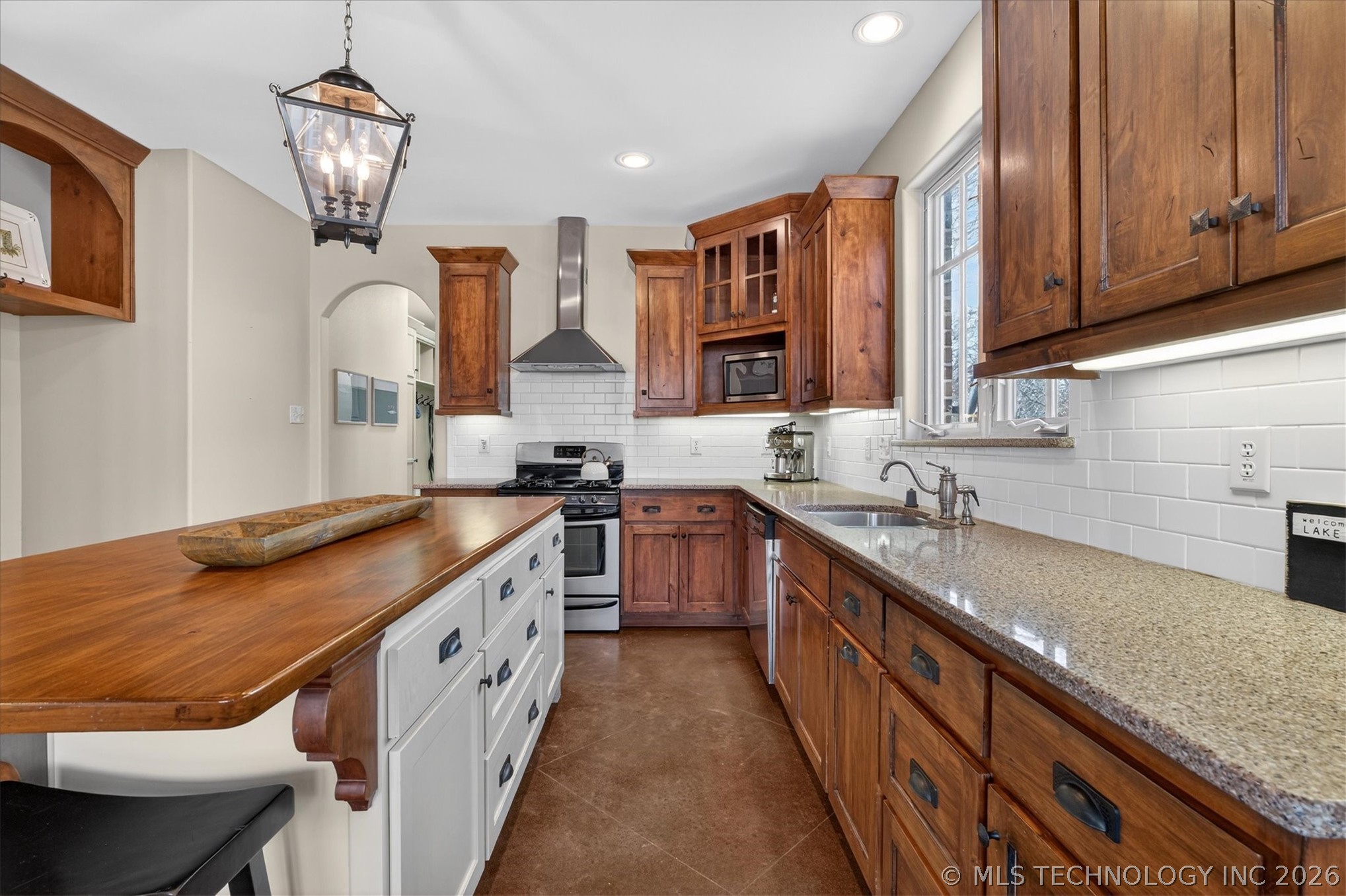 38 Oakwood Drive Cartwright OK 74731