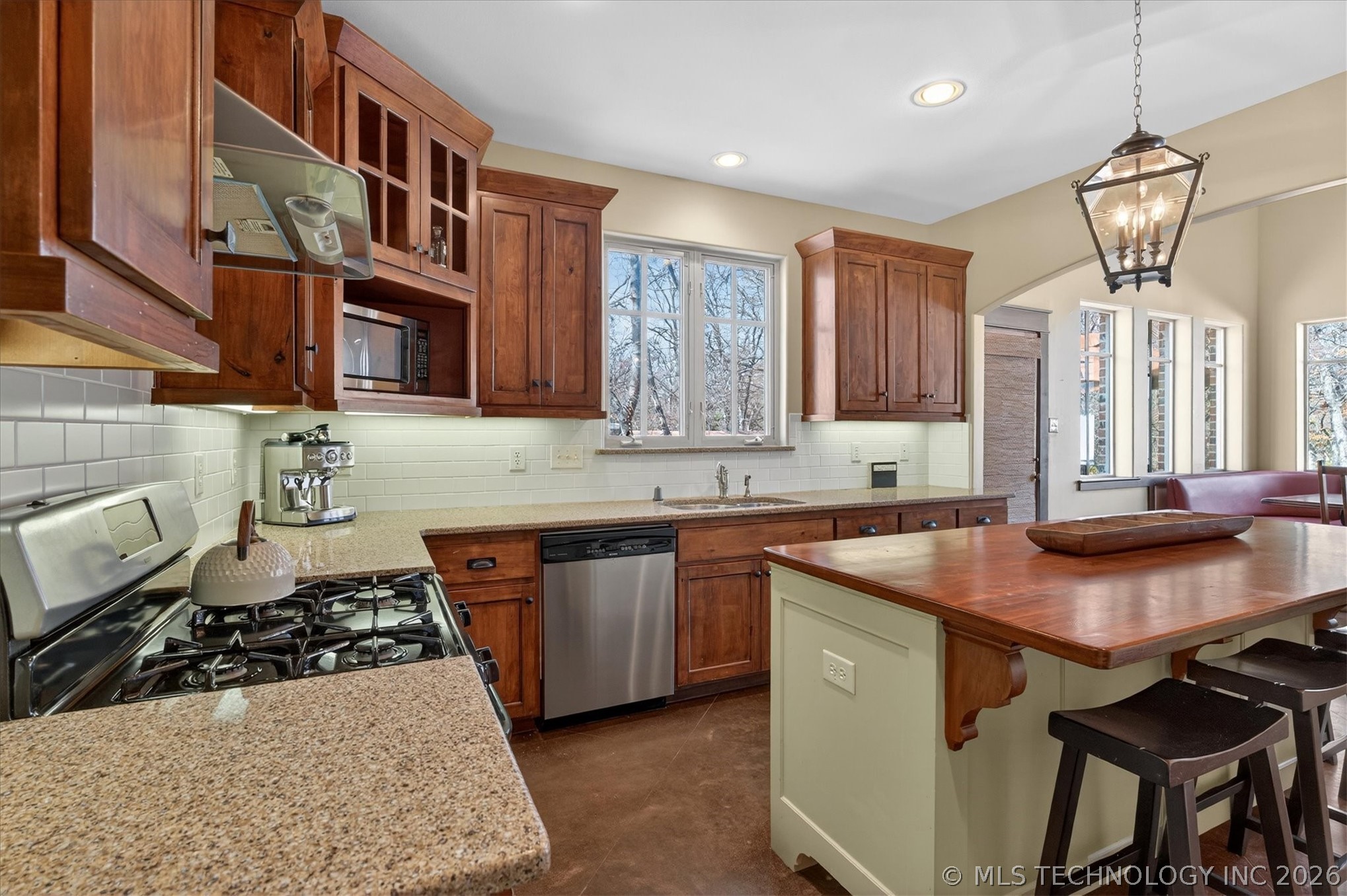 38 Oakwood Drive Cartwright OK 74731
