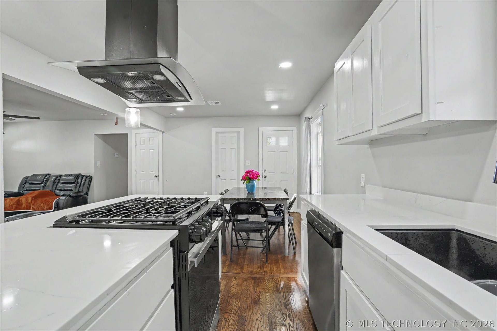 8018 E 1st Street Tulsa OK 74112