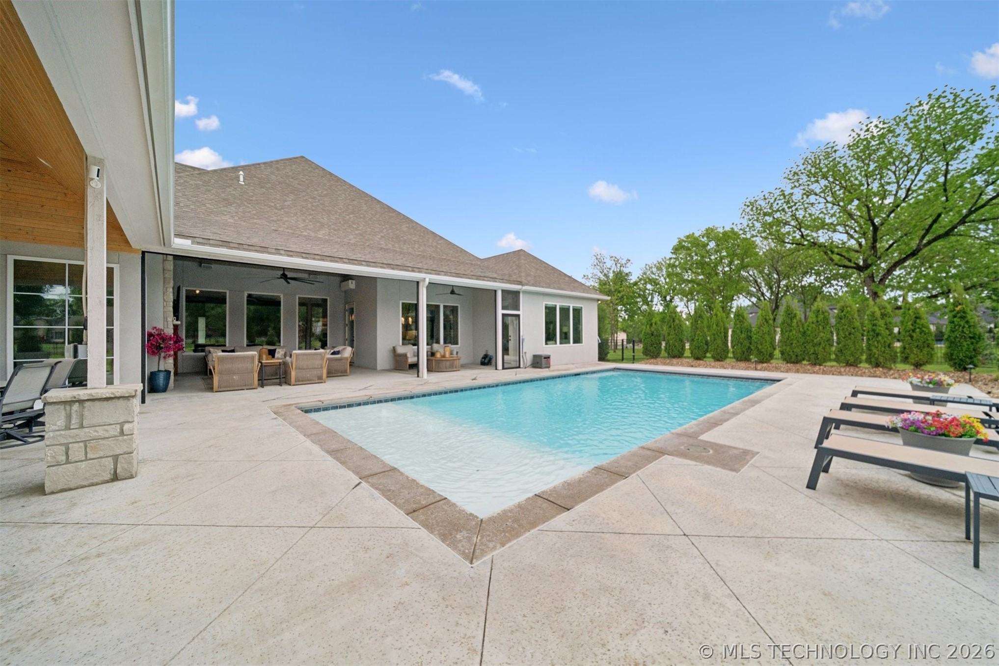 17776 E Falcon Pass Owasso OK 74055