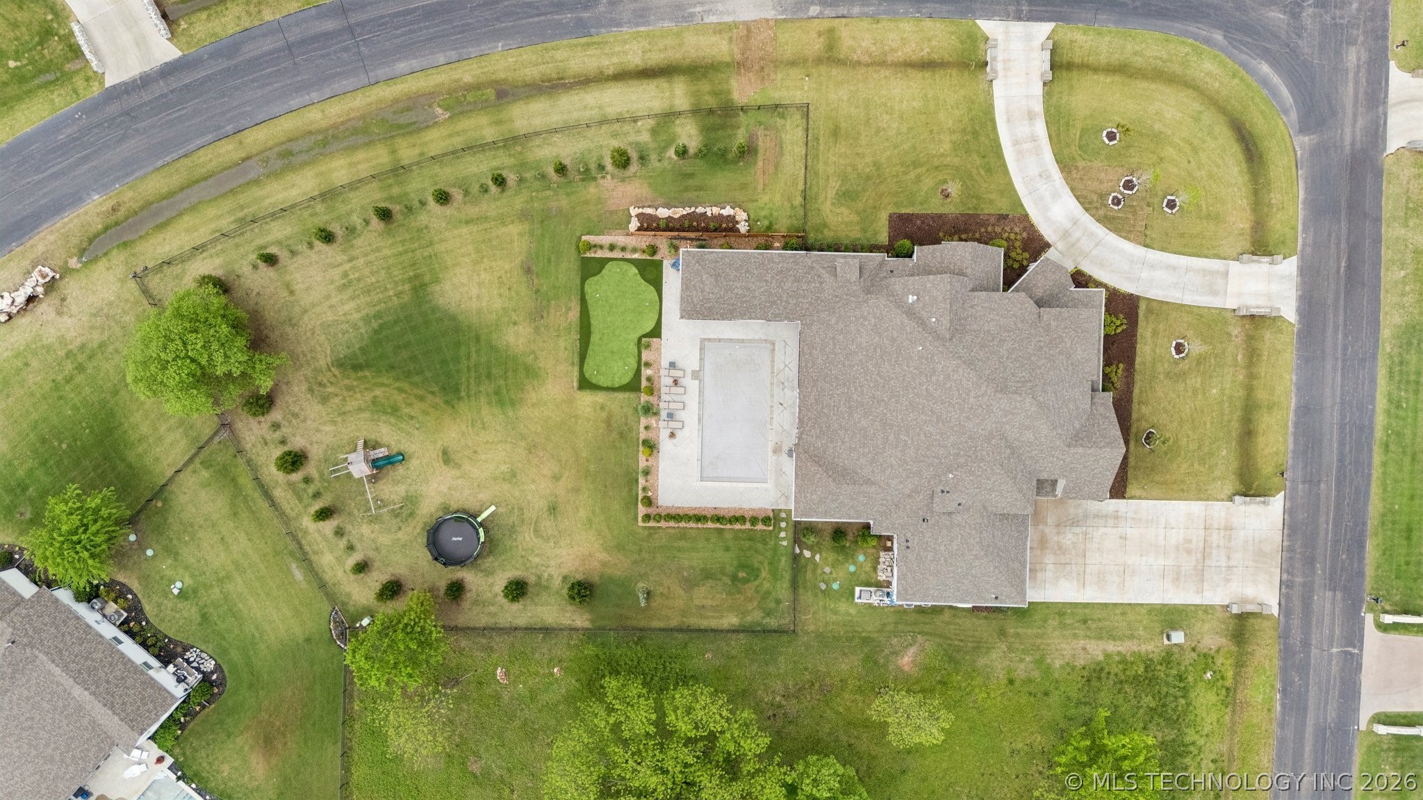 17776 E Falcon Pass Owasso OK 74055