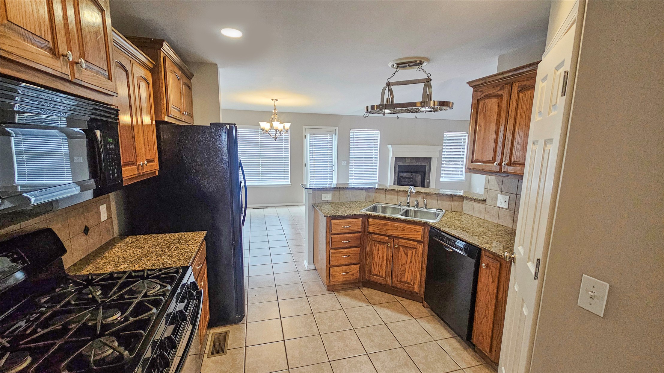 123 E 156th Place S Glenpool OK 74033