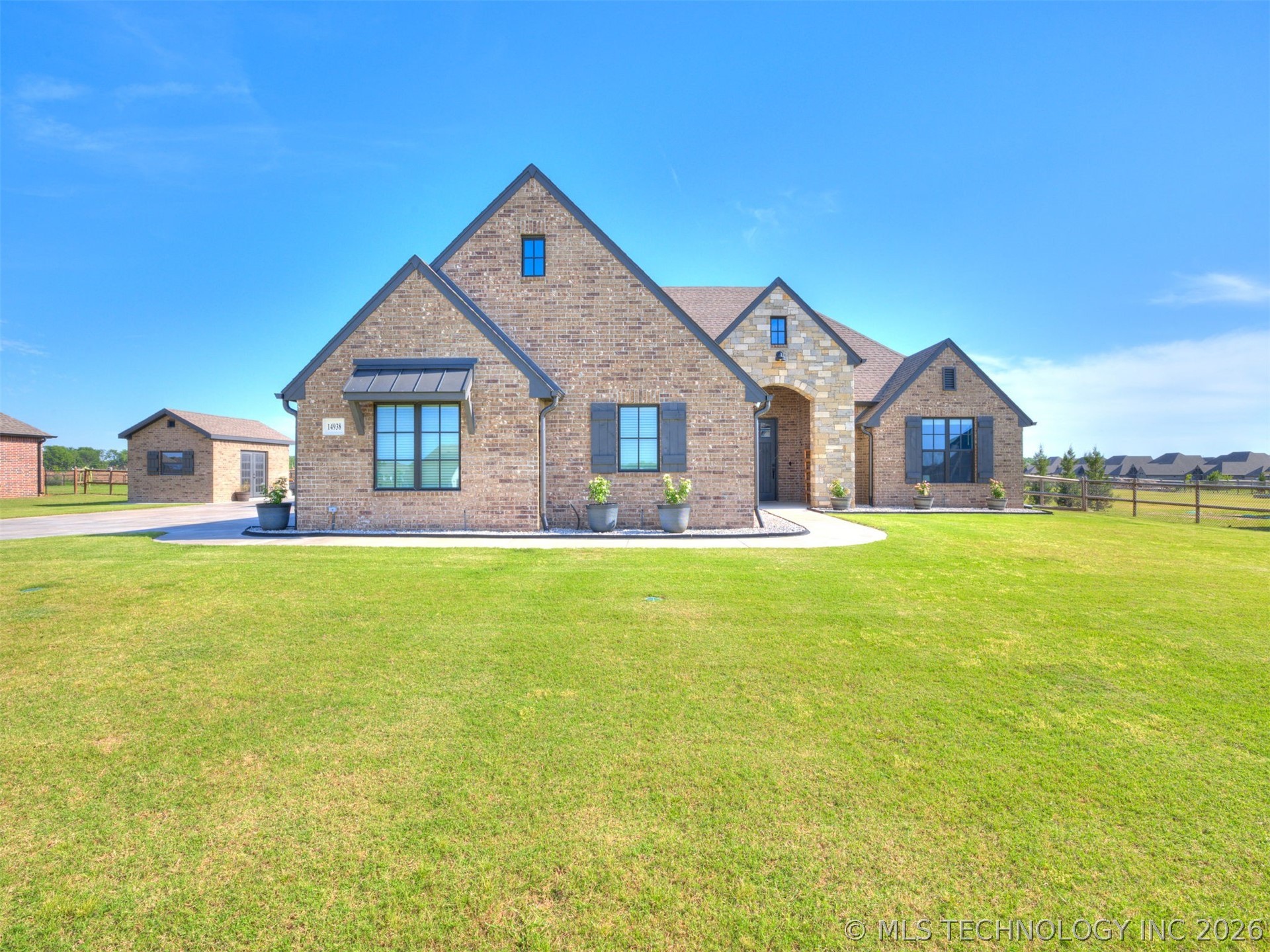 14938 E 82nd Street Owasso OK 74055