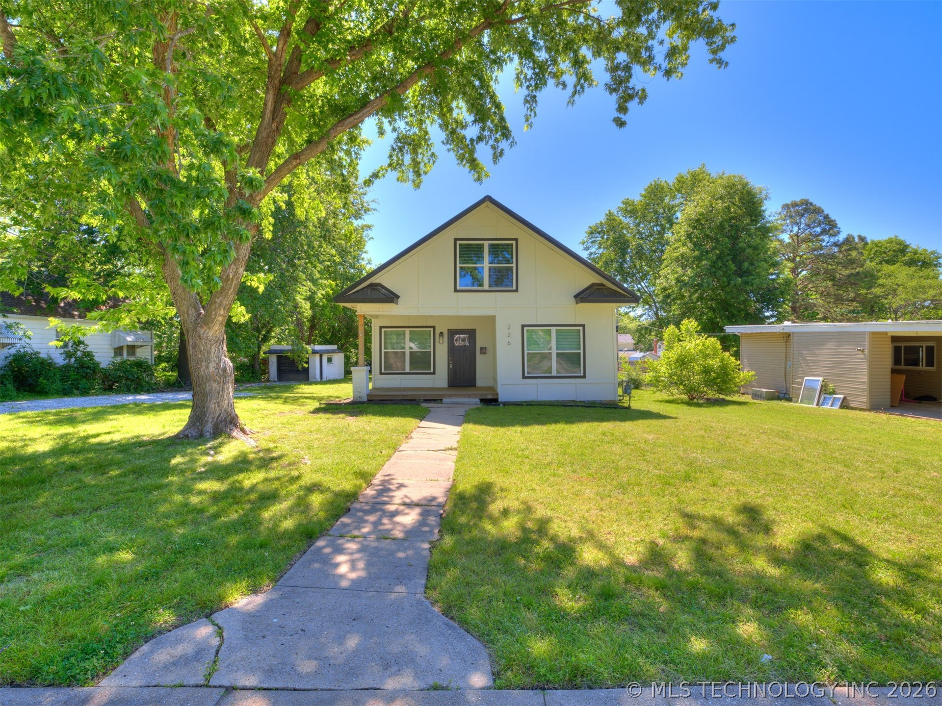 226 S Adair Street Vinita OK 74301