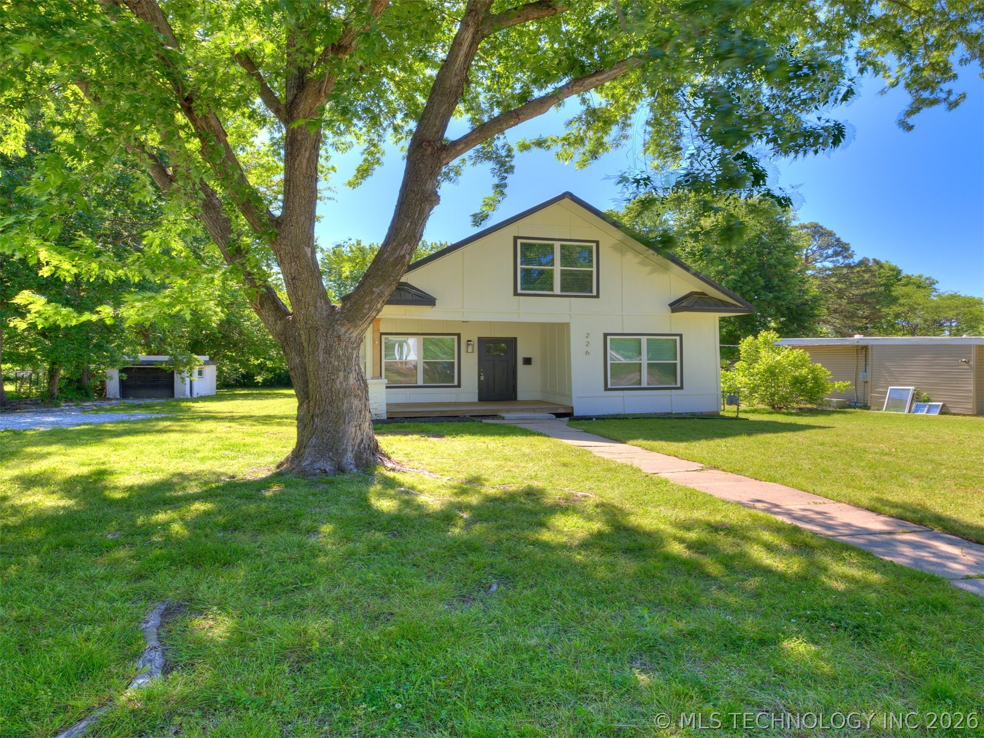 226 S Adair Street Vinita OK 74301