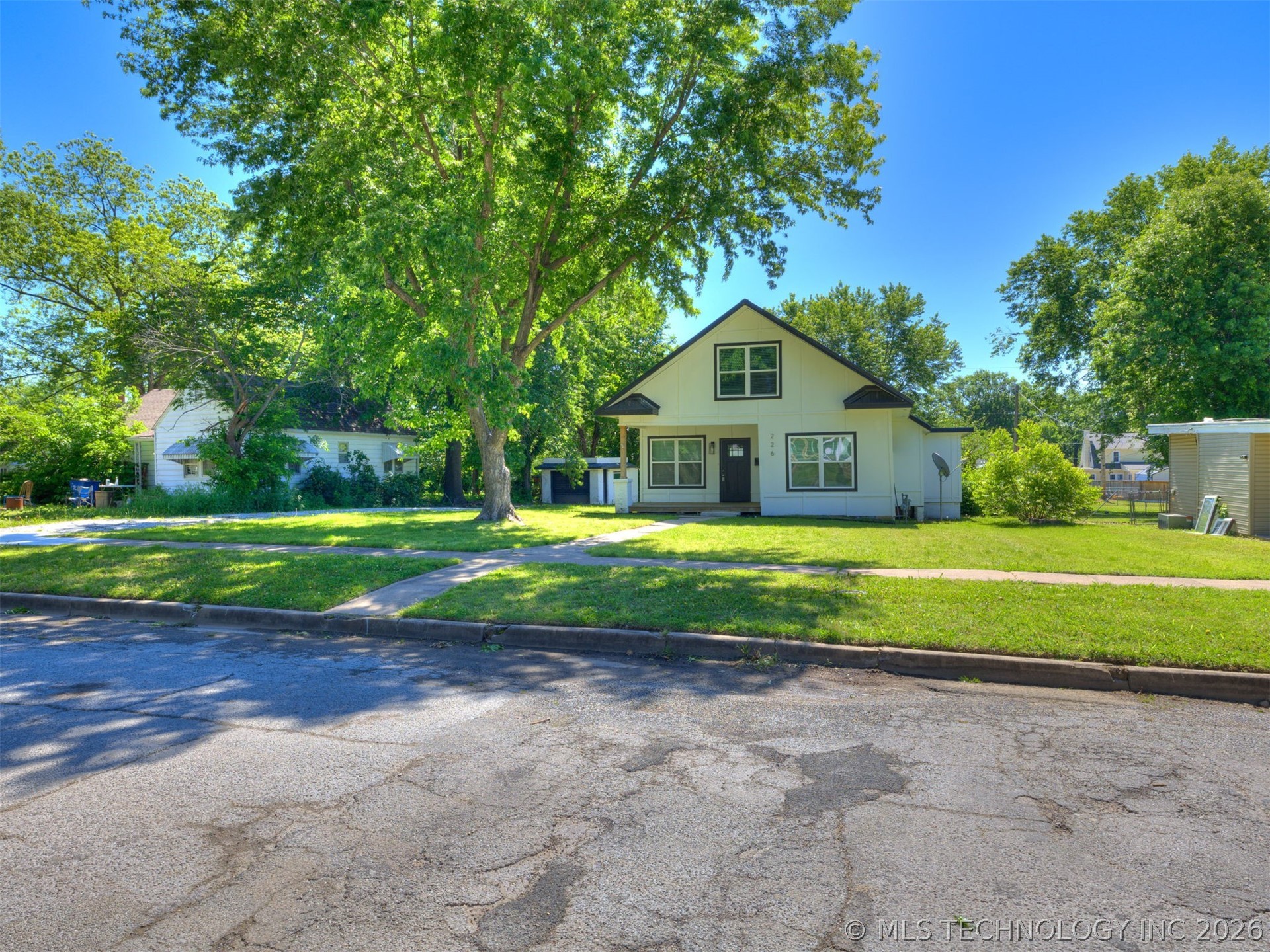 226 S Adair Street Vinita OK 74301