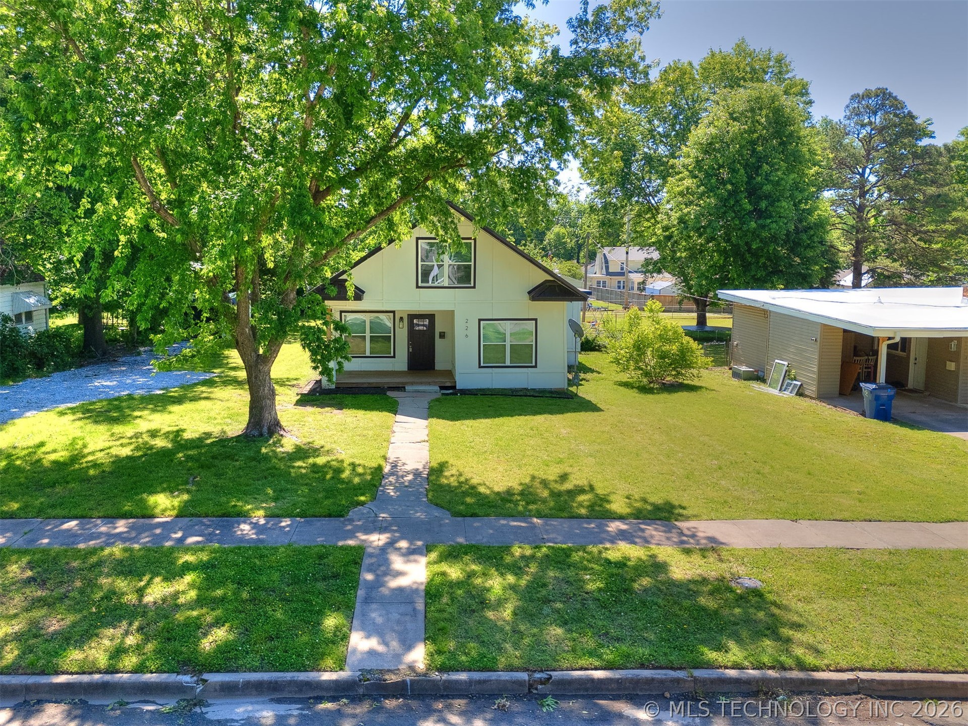 226 S Adair Street Vinita OK 74301