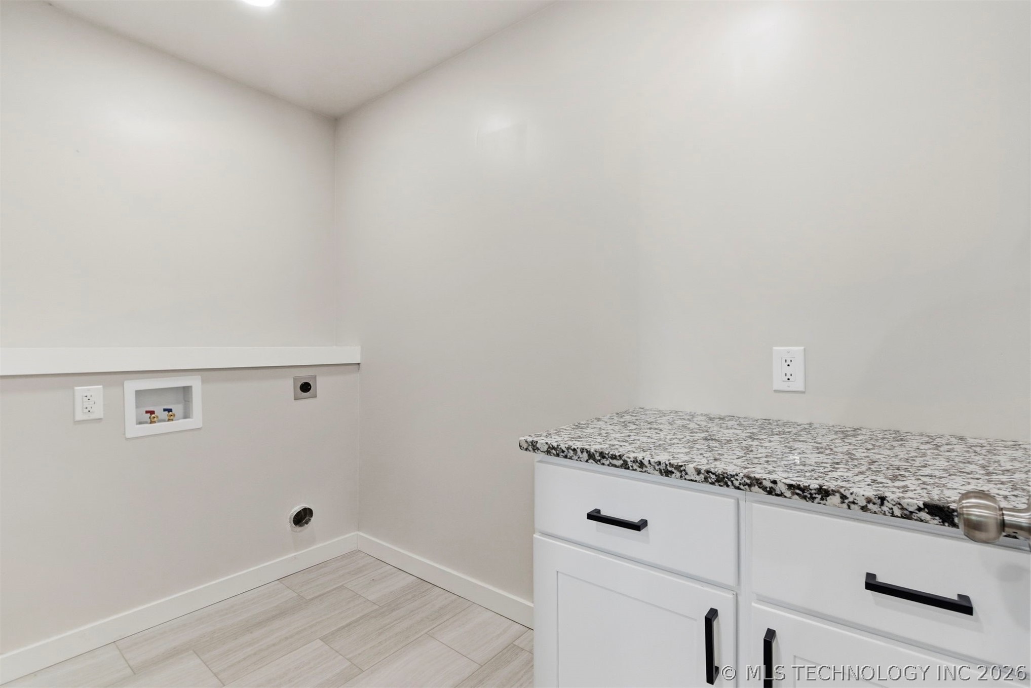 320 N Cedar Street Owasso OK 74055