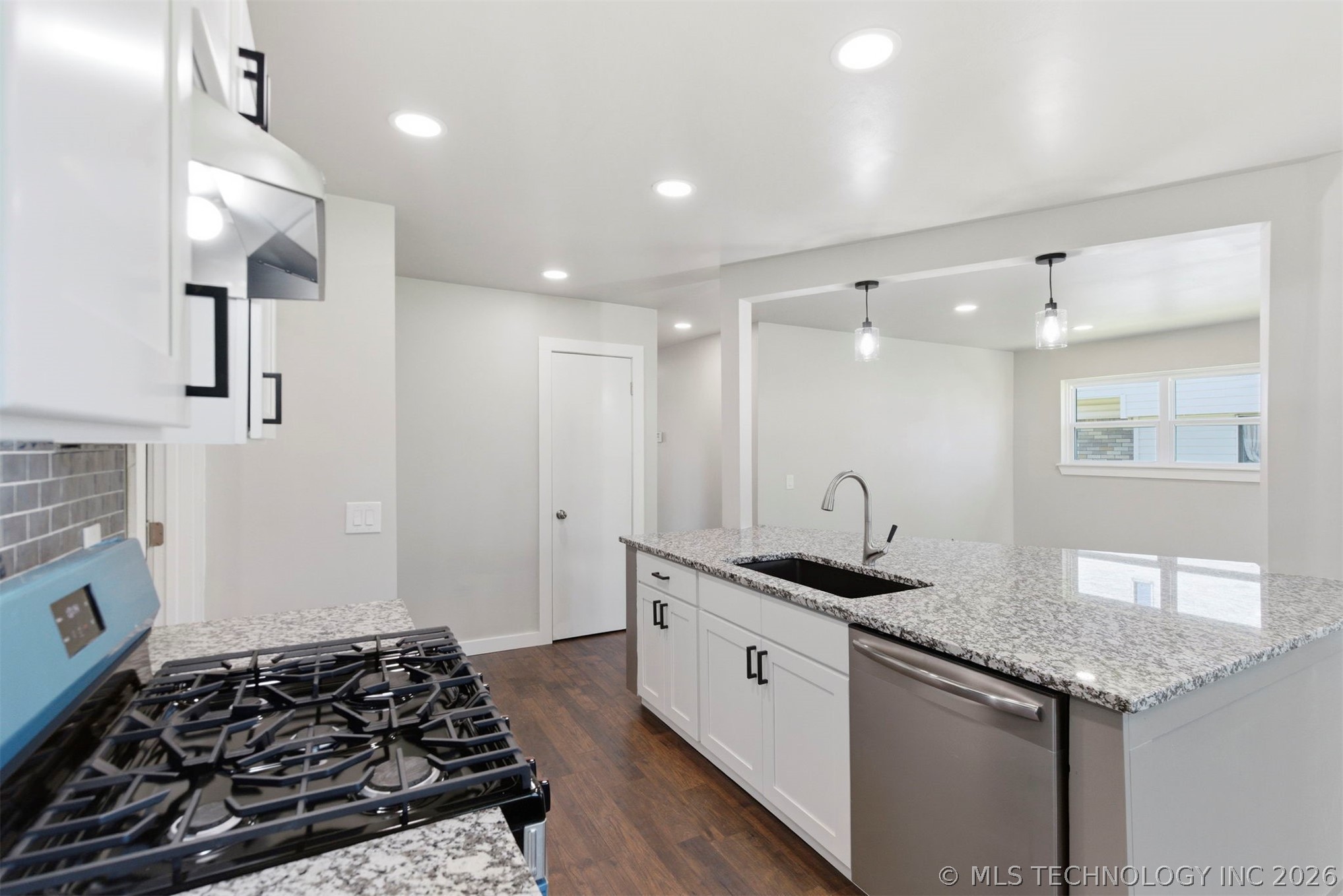 320 N Cedar Street Owasso OK 74055