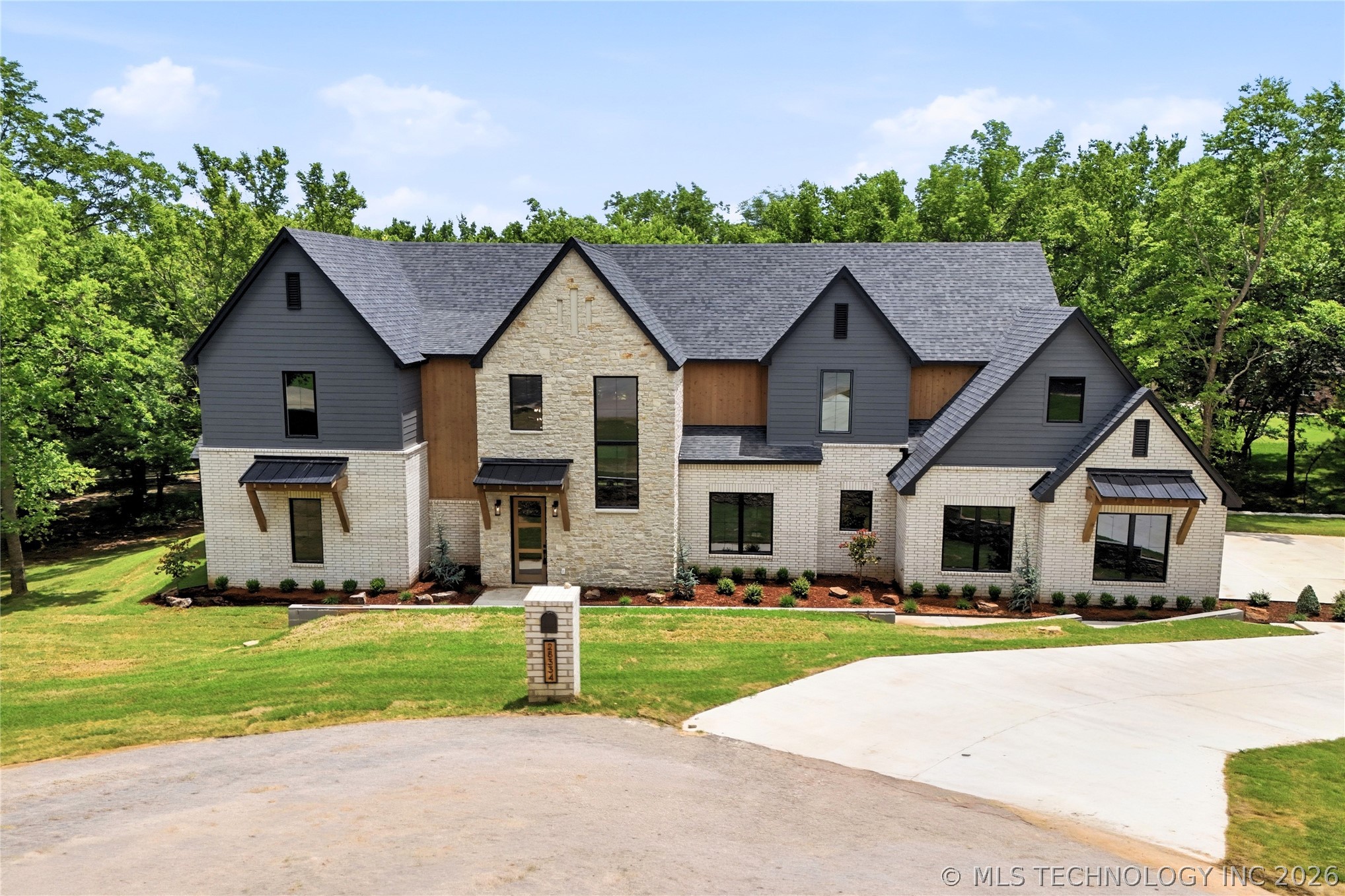 28334 E 71st Place Broken Arrow OK 74014