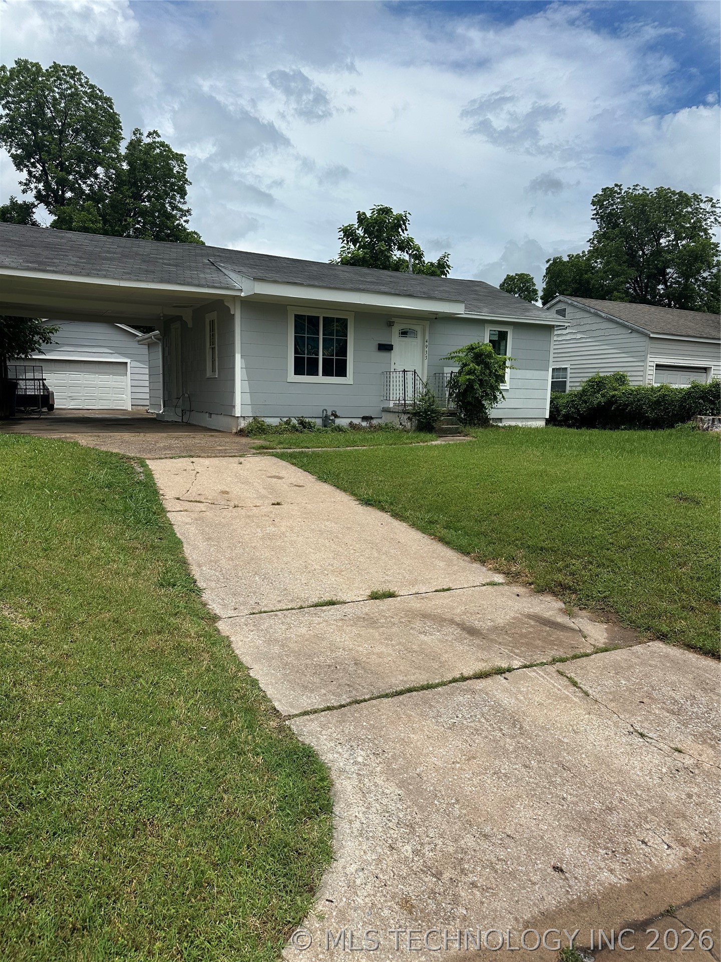 4933 W 2nd Street Tulsa OK 74127
