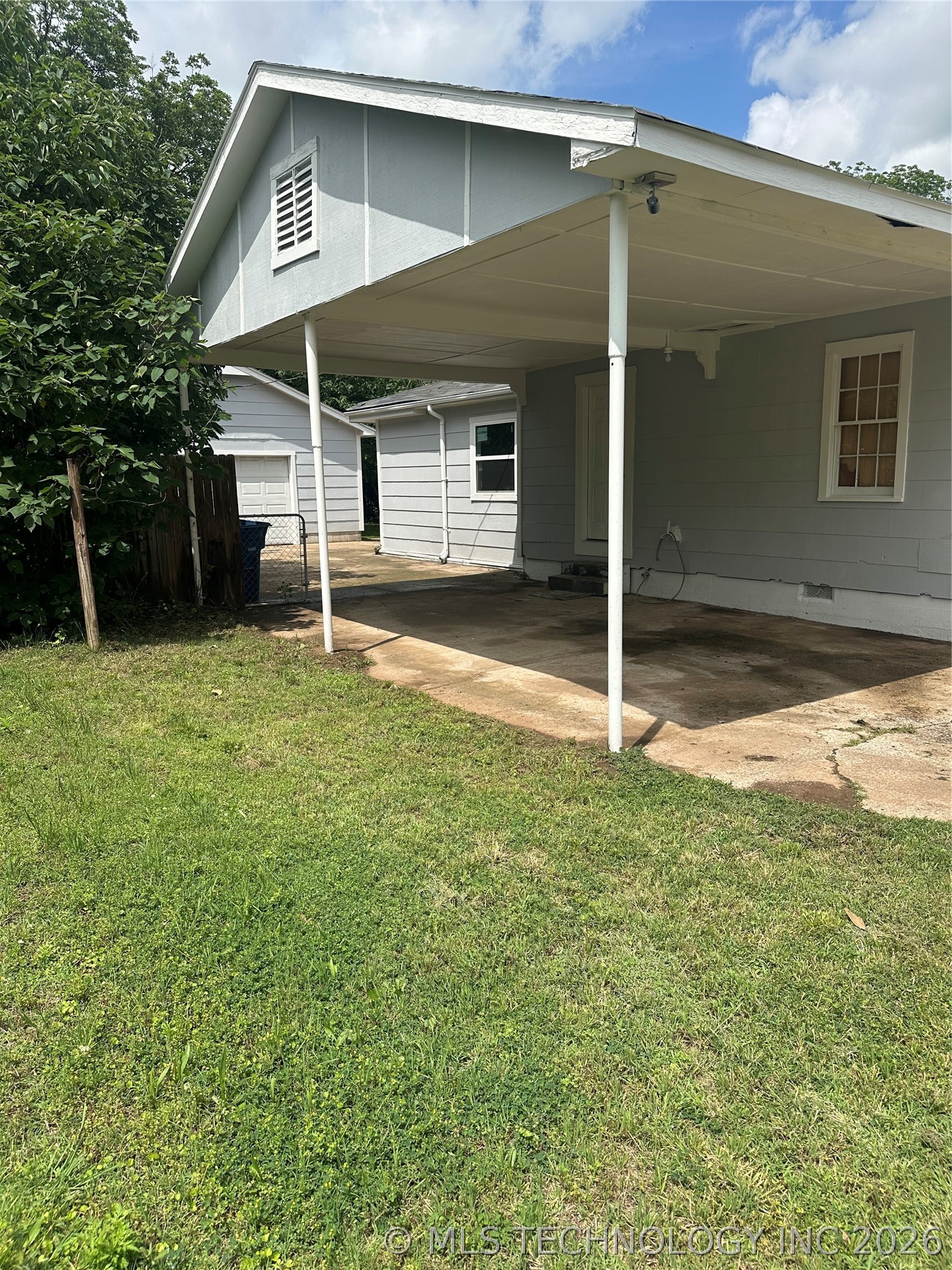 4933 W 2nd Street Tulsa OK 74127