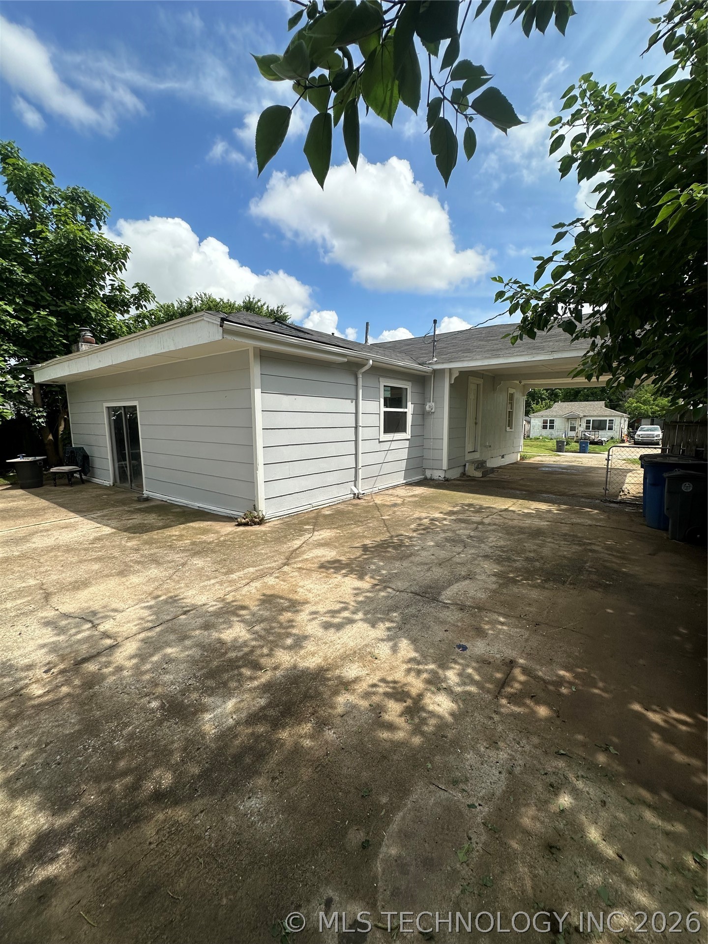 4933 W 2nd Street Tulsa OK 74127