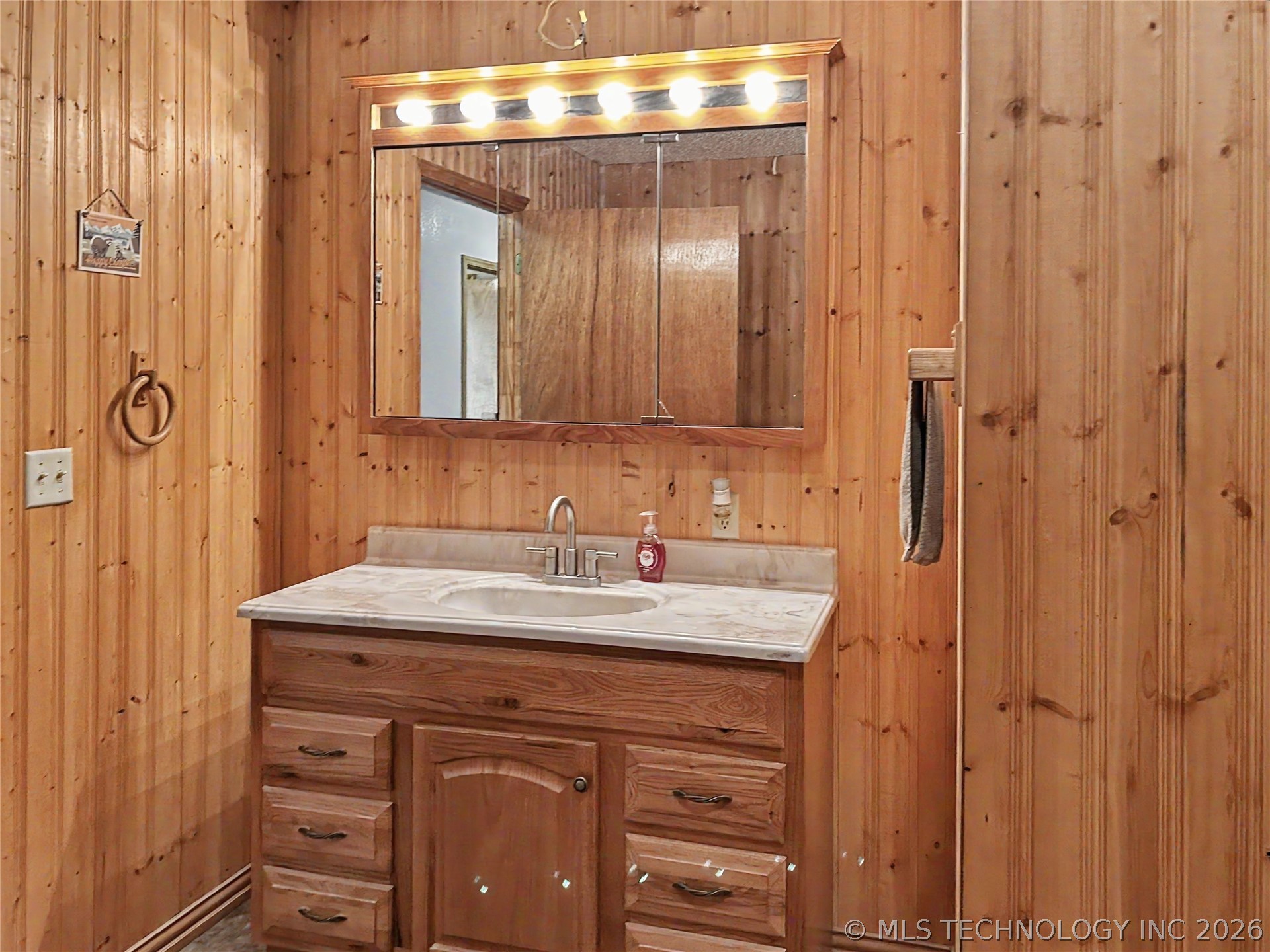21127 S 590 Road Welling OK 74471