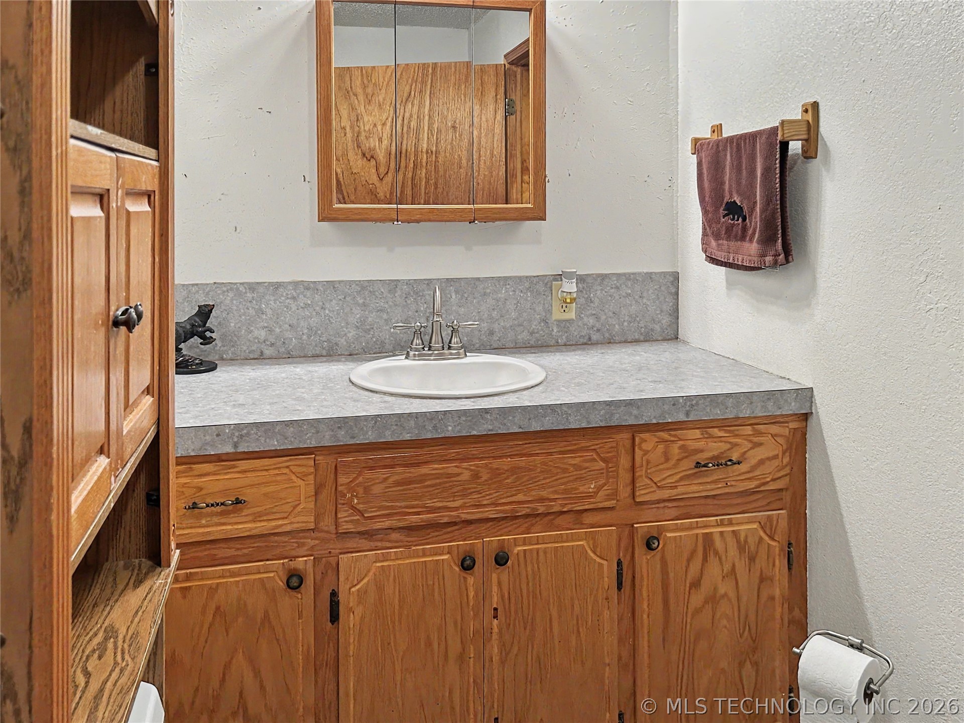 21127 S 590 Road Welling OK 74471