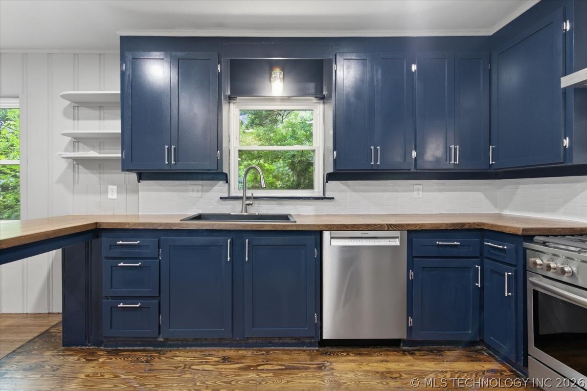 1440 E 55th Place Tulsa OK 74105