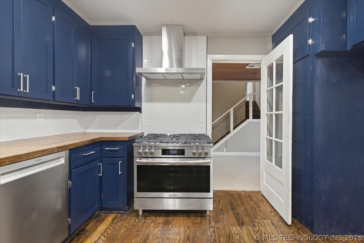 1440 E 55th Place Tulsa OK 74105