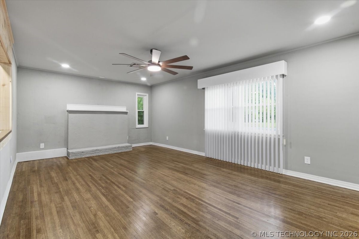 1440 E 55th Place Tulsa OK 74105