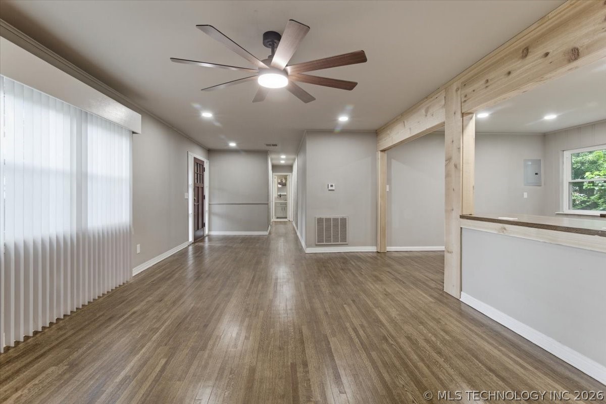 1440 E 55th Place Tulsa OK 74105