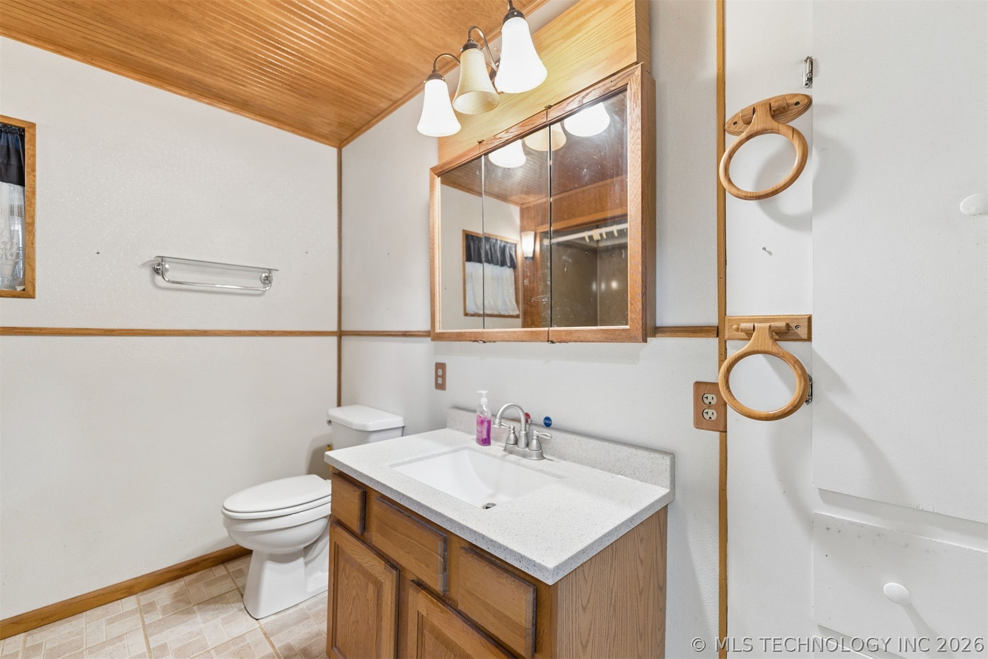 212 S Indianola Street Pryor OK 74361