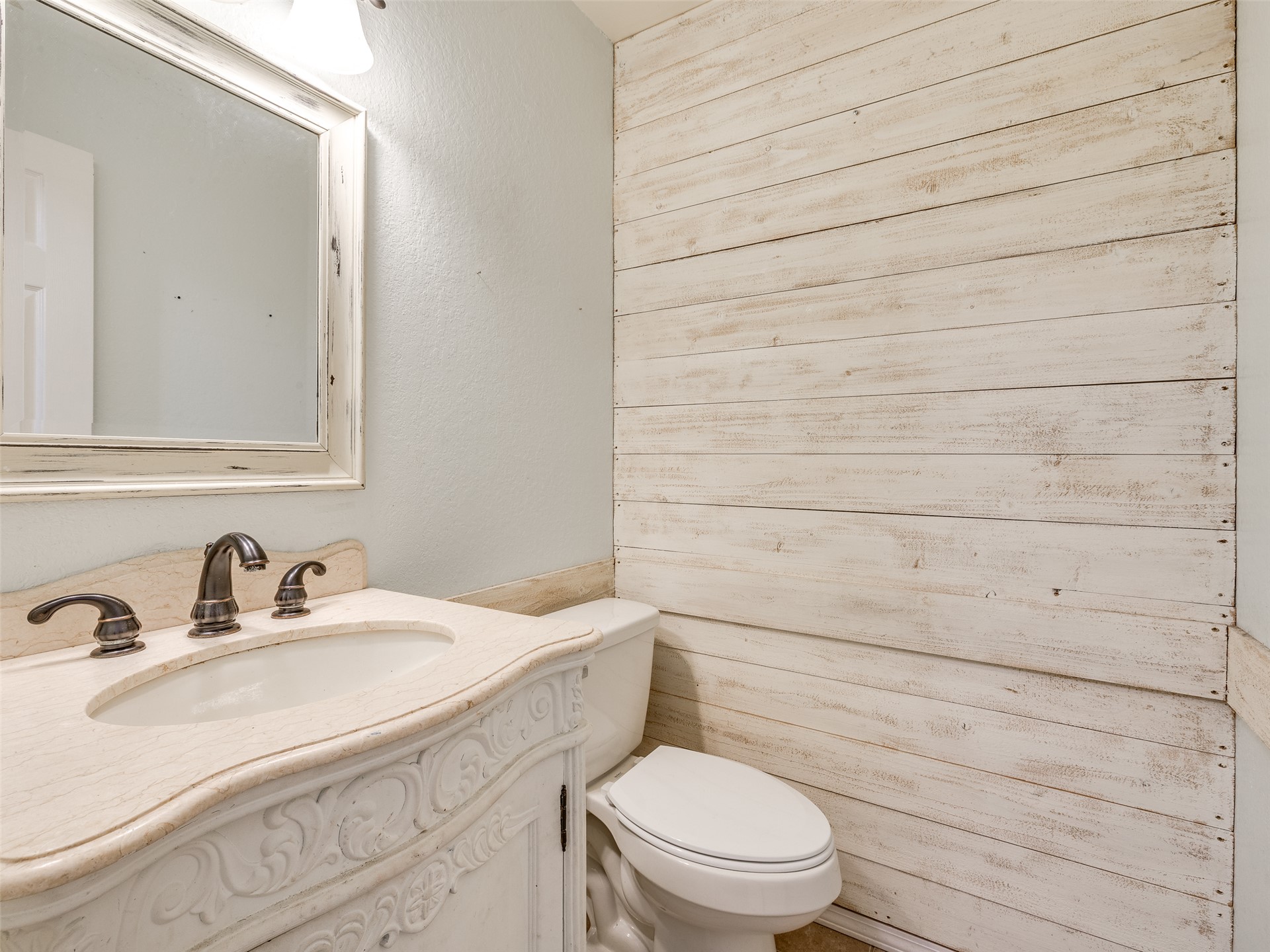 2411 W Kent Street Broken Arrow OK 74012