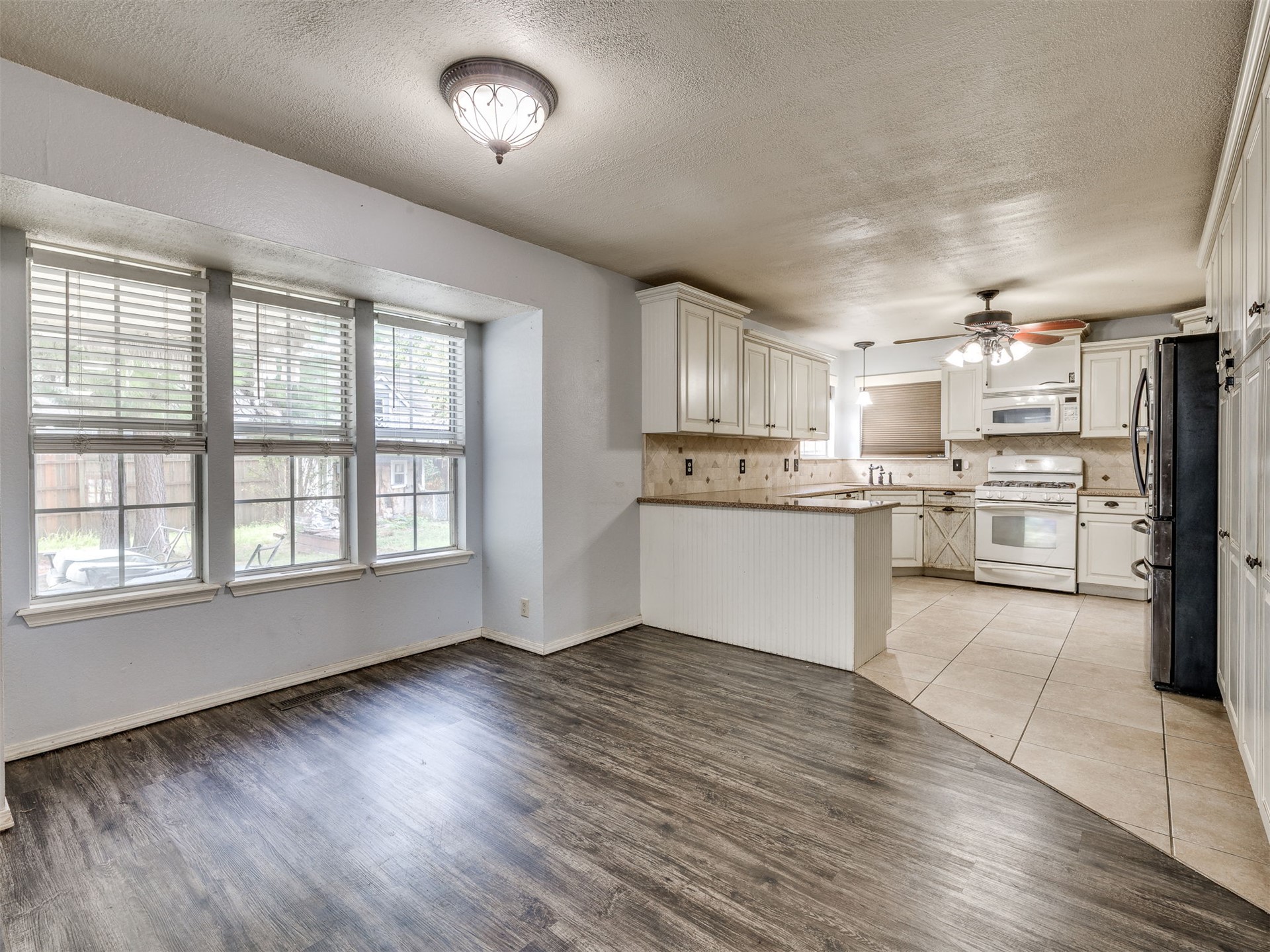 2411 W Kent Street Broken Arrow OK 74012