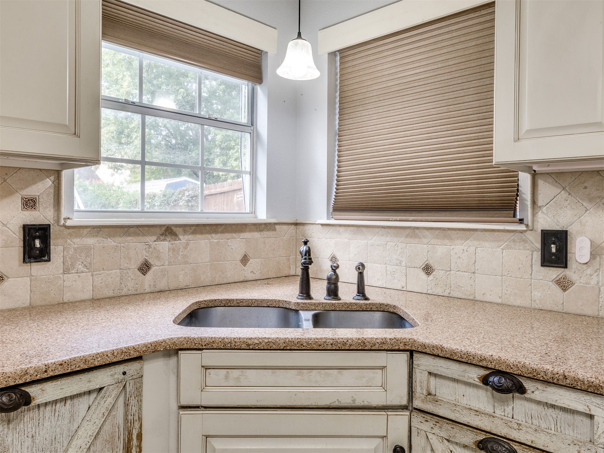 2411 W Kent Street Broken Arrow OK 74012