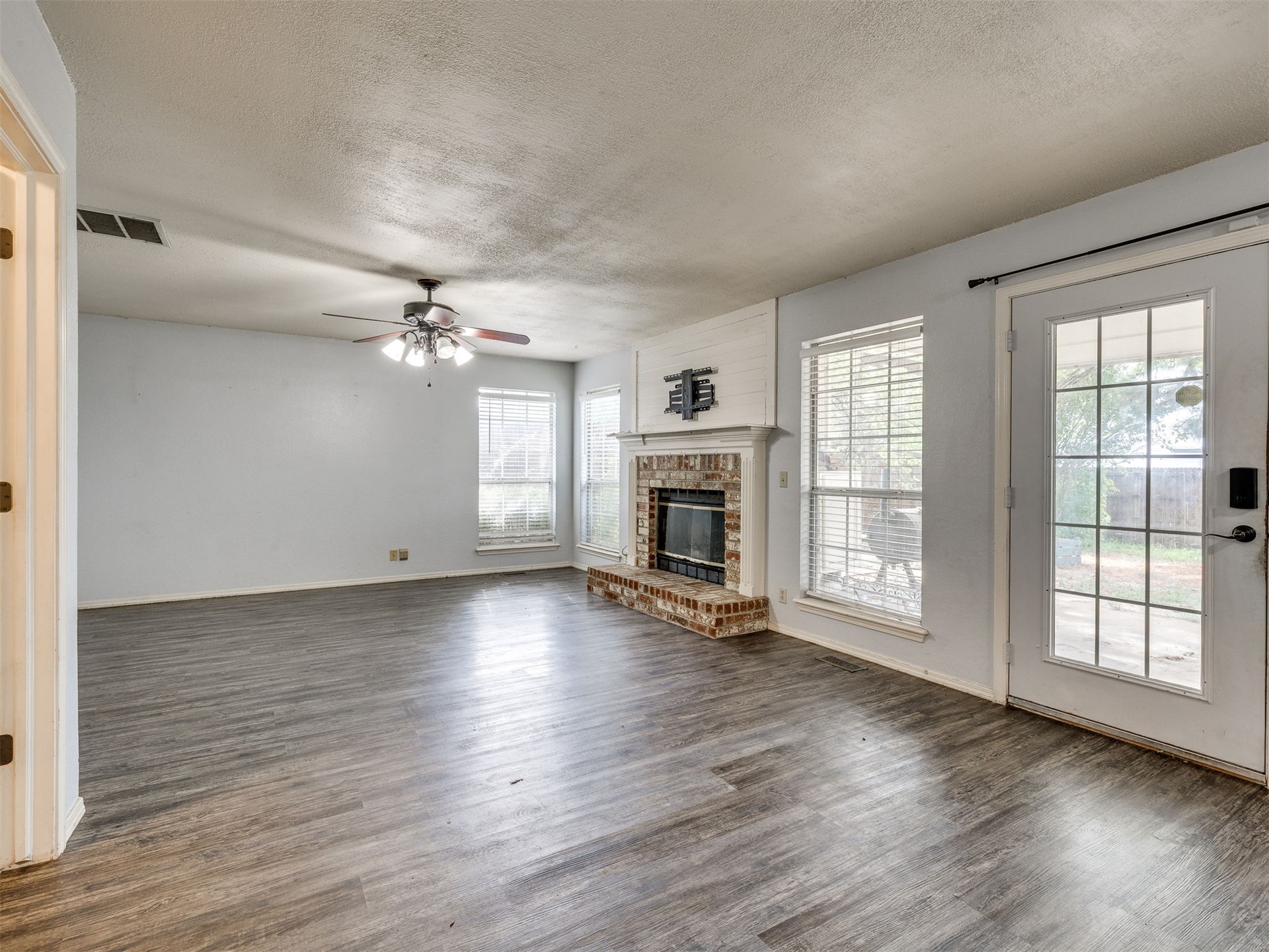2411 W Kent Street Broken Arrow OK 74012