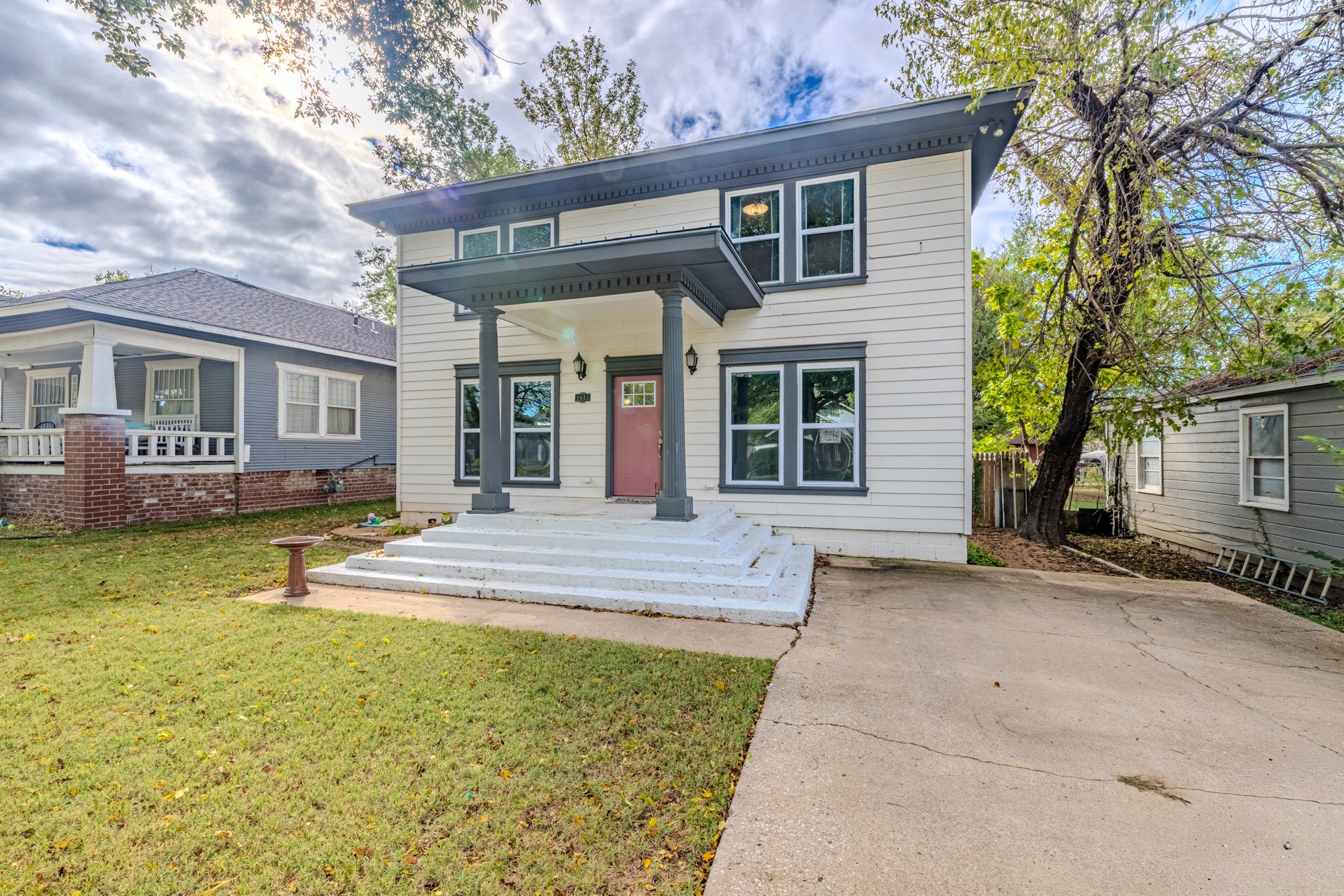 1611 W Broadway Street Collinsville OK 74021
