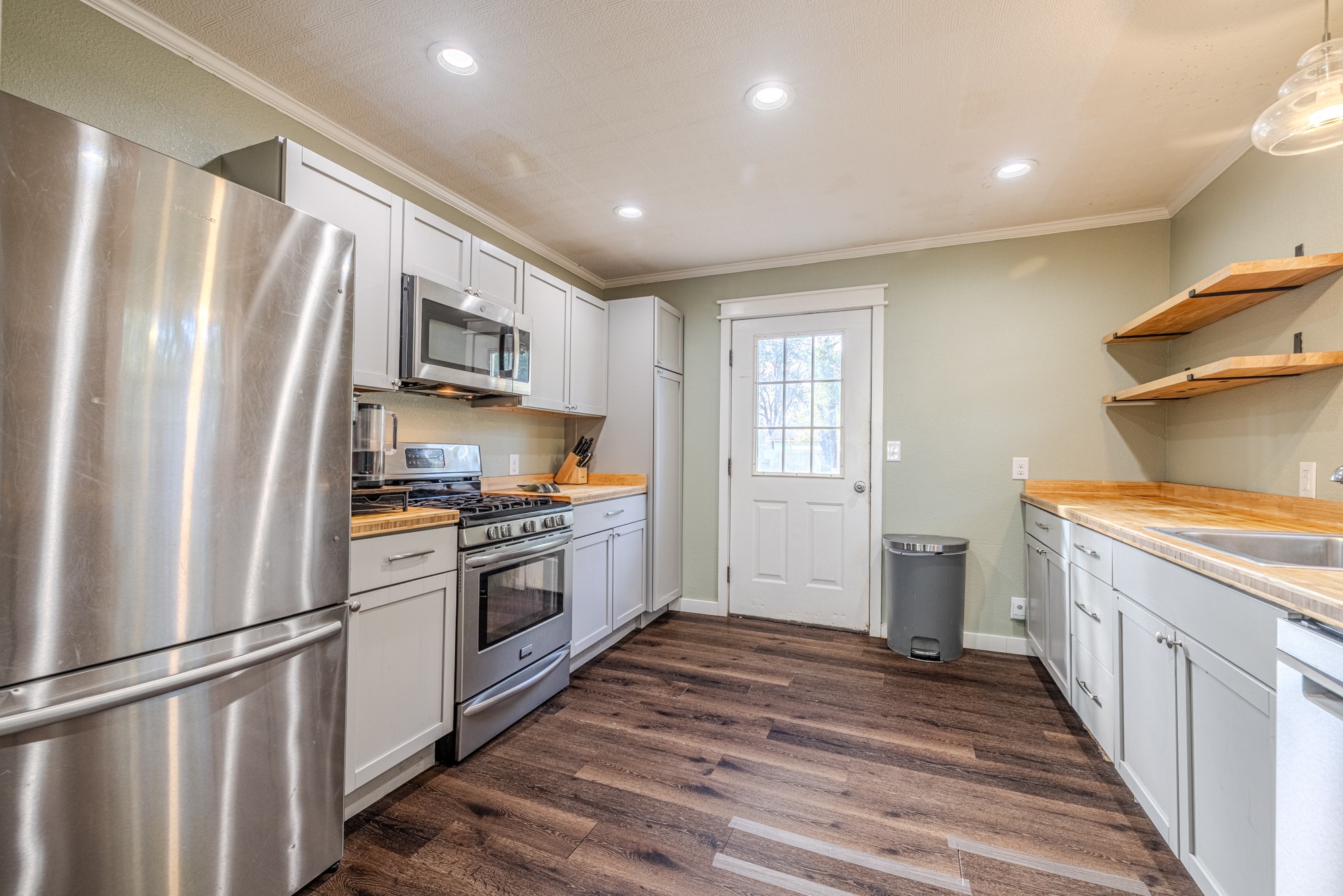 1611 W Broadway Street Collinsville OK 74021
