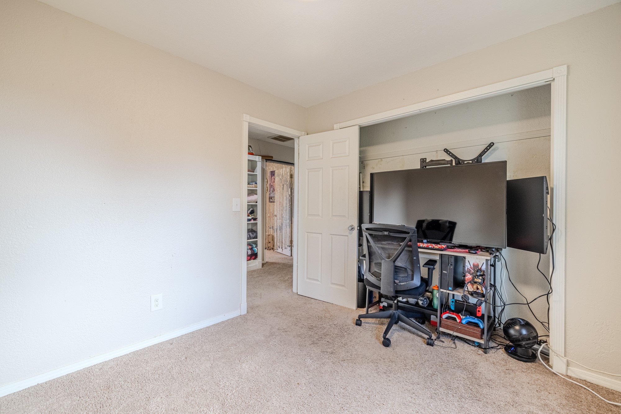 1611 W Broadway Street Collinsville OK 74021