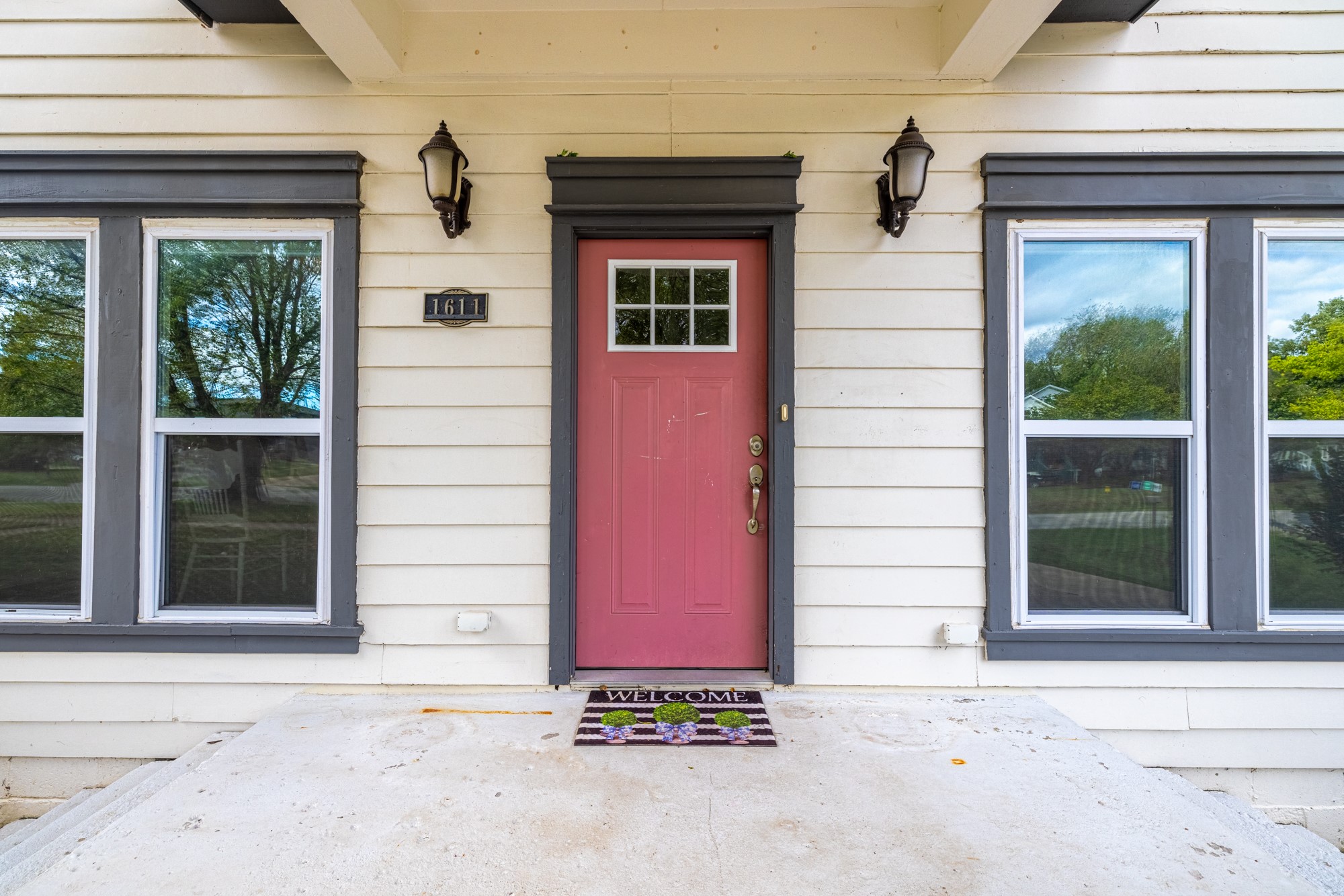 1611 W Broadway Street Collinsville OK 74021