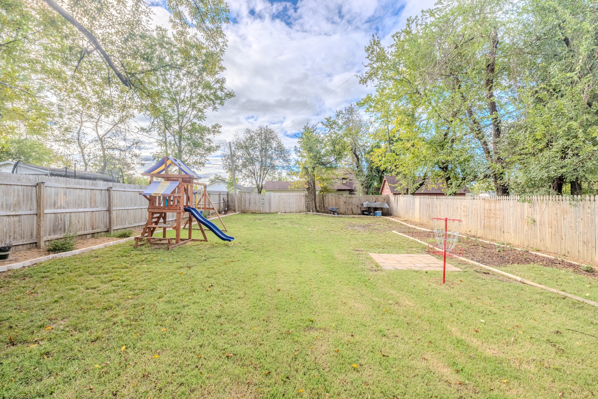 1611 W Broadway Street Collinsville OK 74021