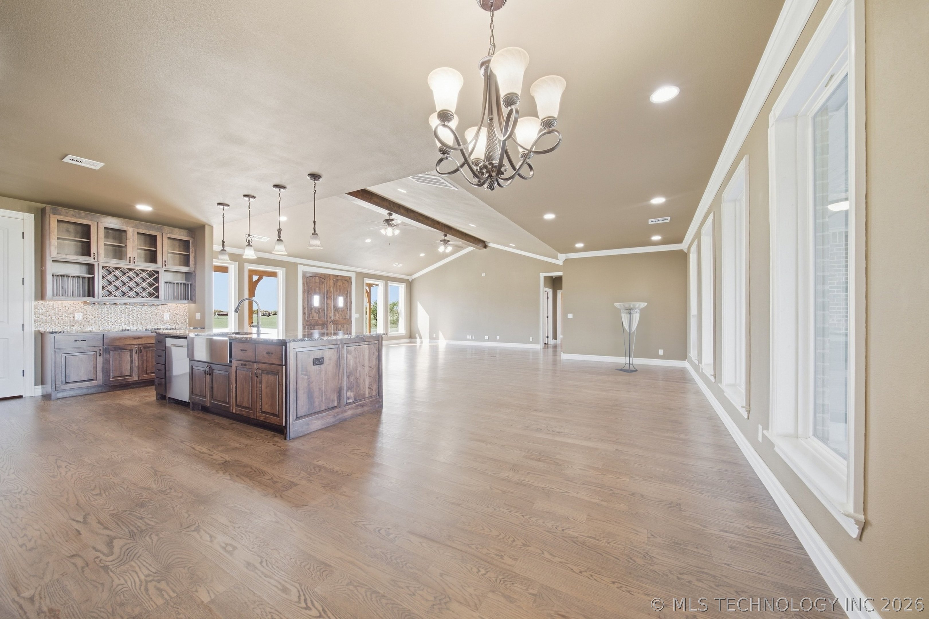 4011 E 201st Street S Mounds OK 74047