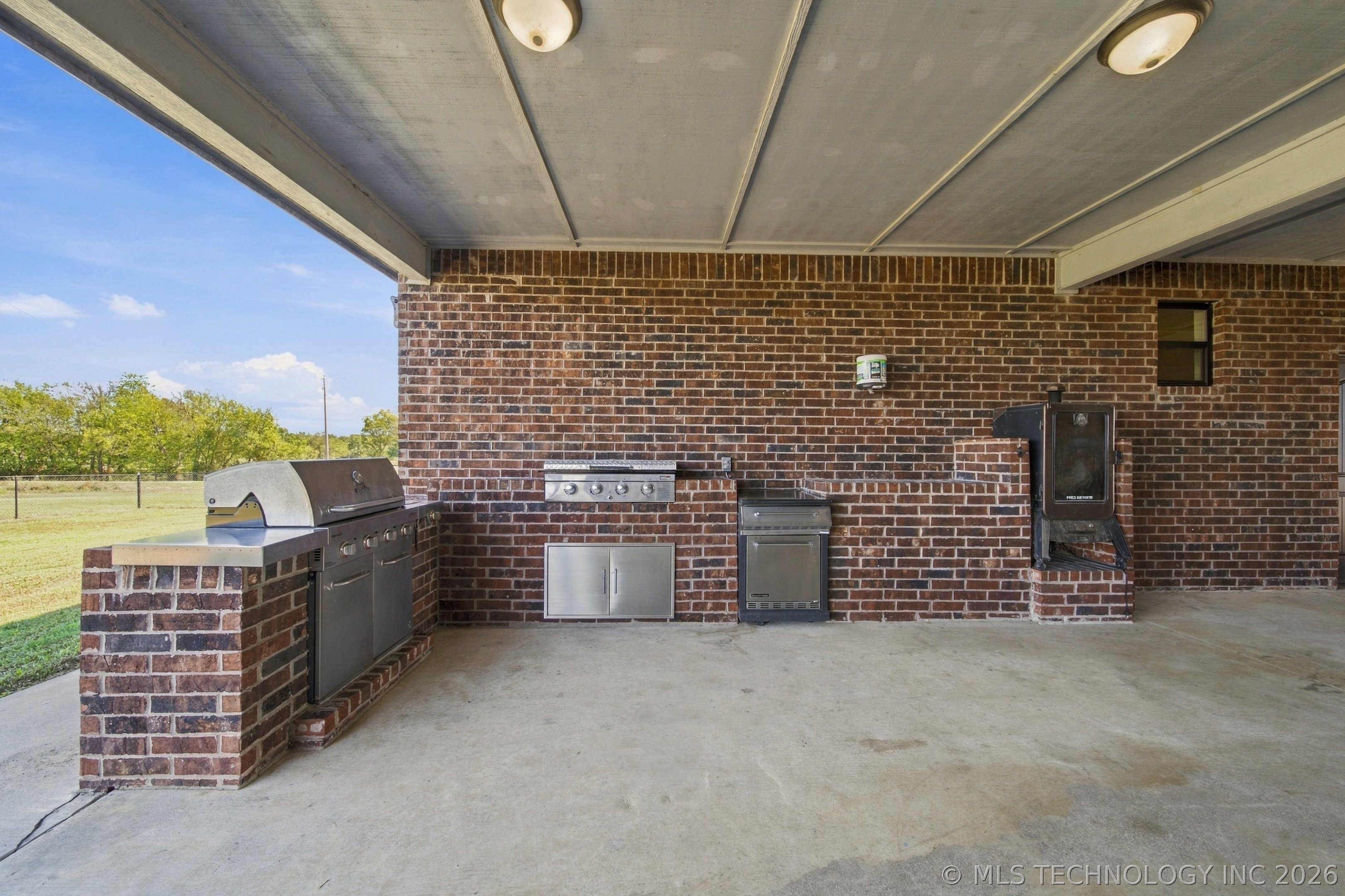 4011 E 201st Street S Mounds OK 74047