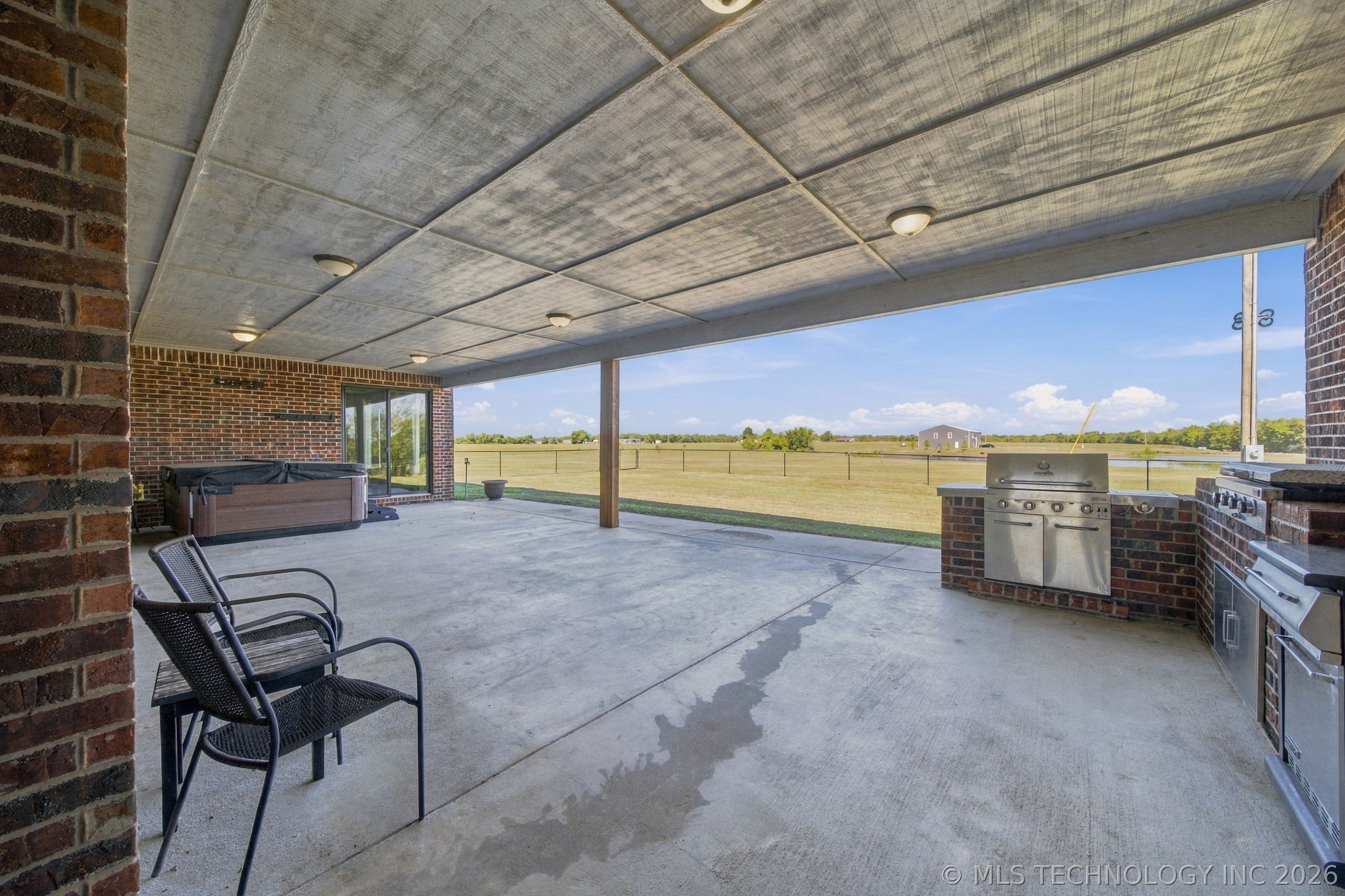 4011 E 201st Street S Mounds OK 74047