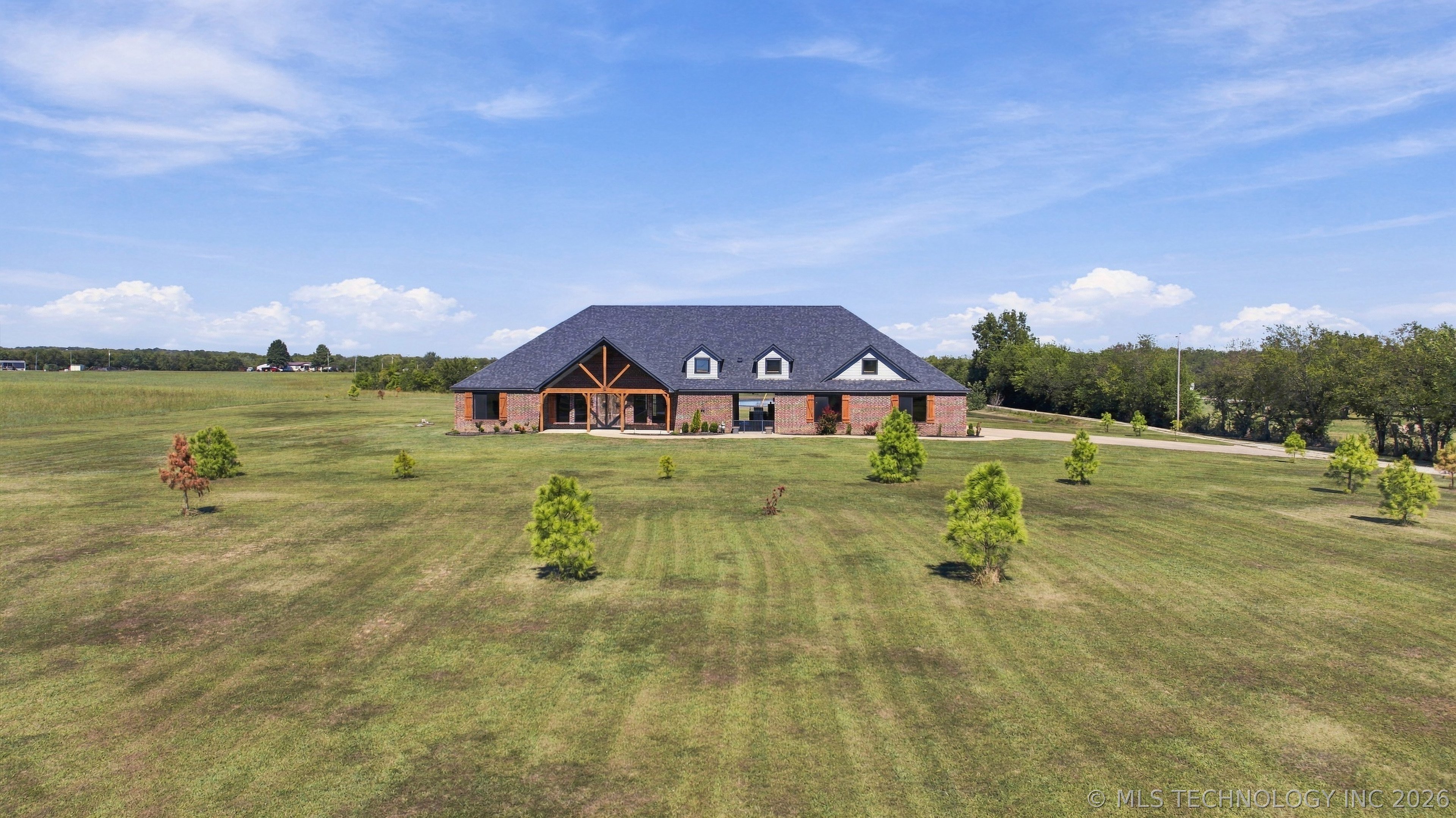 4011 E 201st Street S Mounds OK 74047