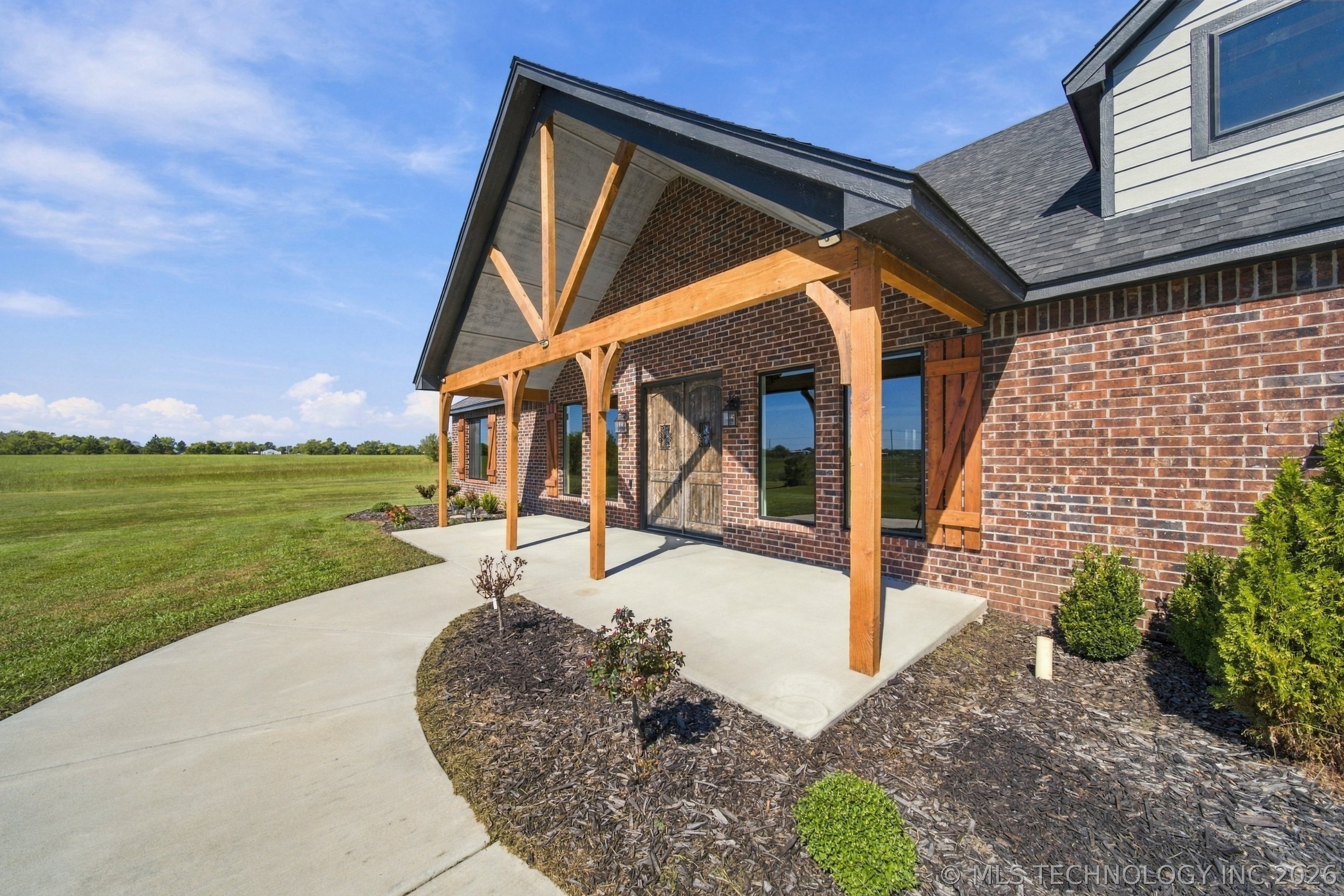 4011 E 201st Street S Mounds OK 74047
