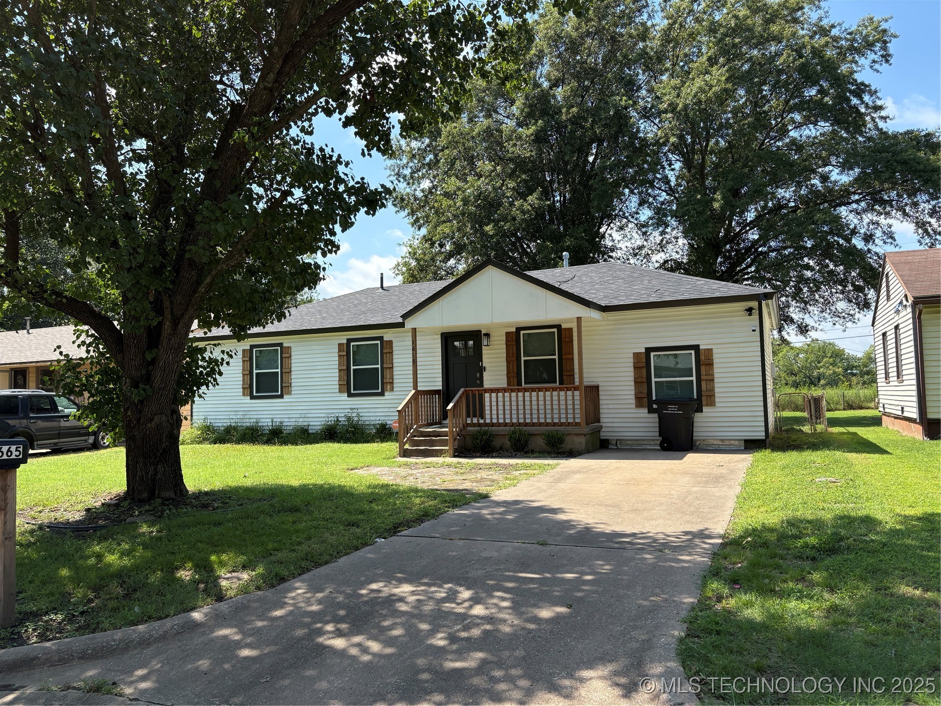 1665 SW Oklahoma Avenue Bartlesville OK 74003
