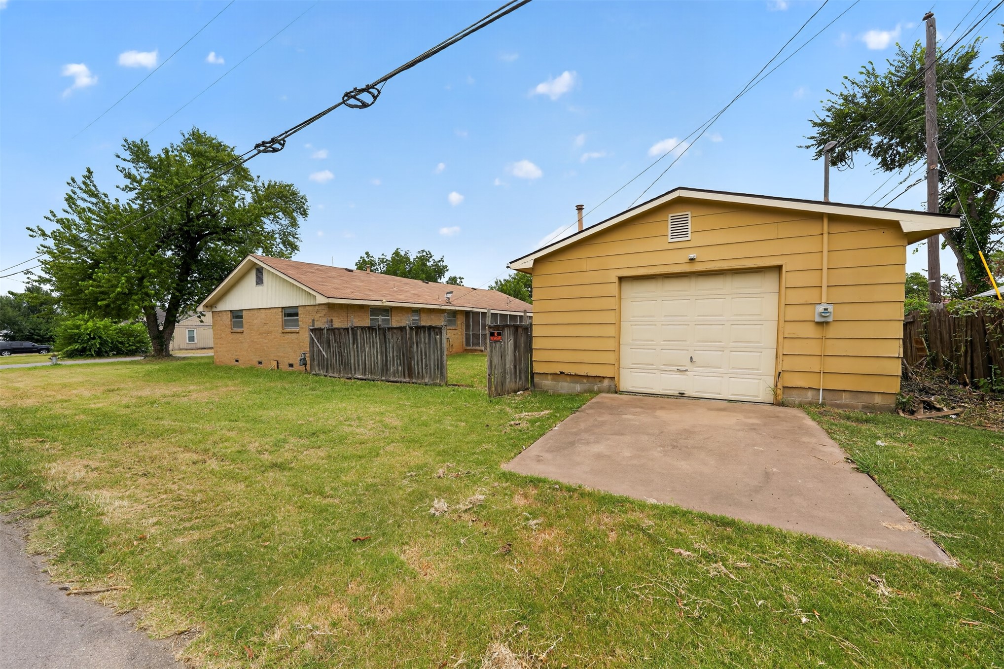 202 Bradley Place Bartlesville OK 74006